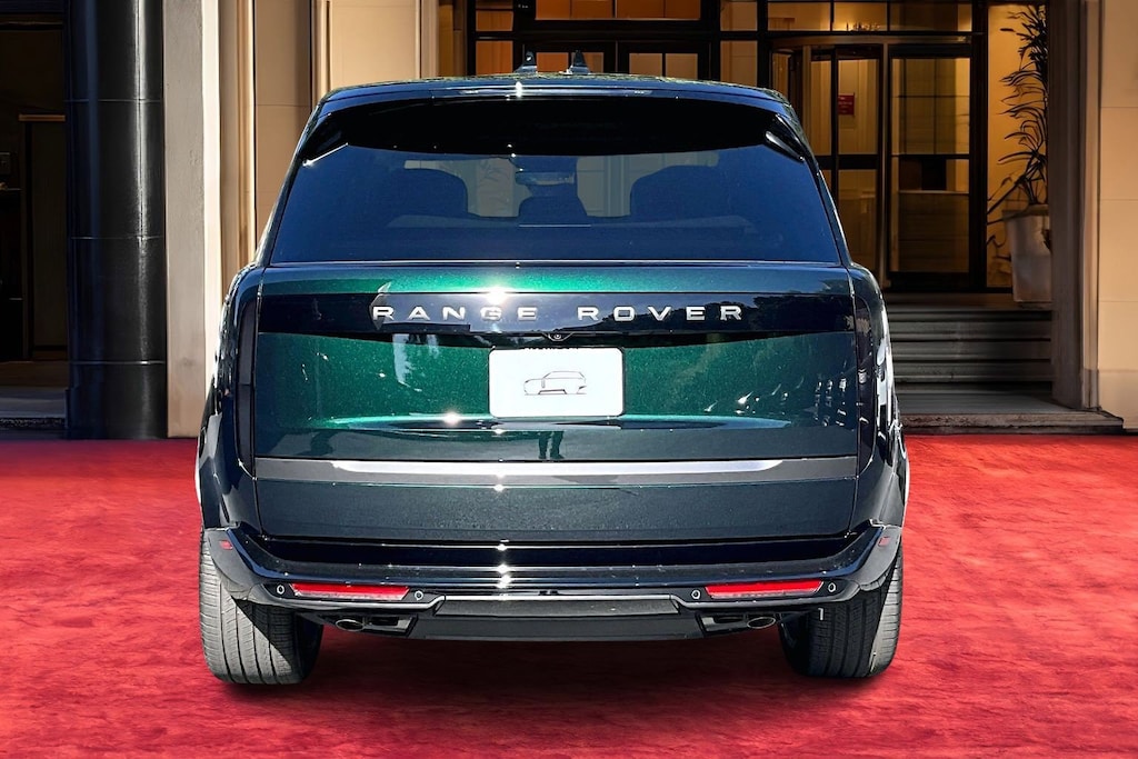 New 2026 Land Rover Range Rover P530 SE SUV