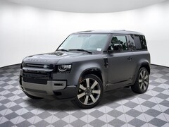 2026 Land Rover Defender 90 XV8 525PS passenger