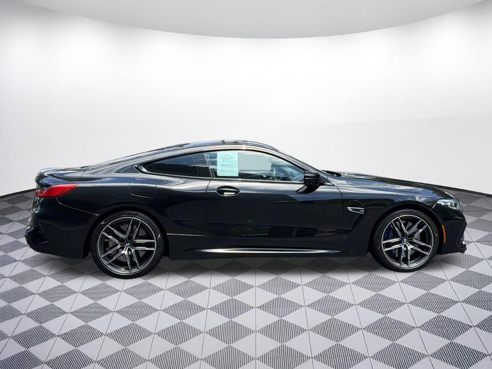 M8 Coupe Coupe
