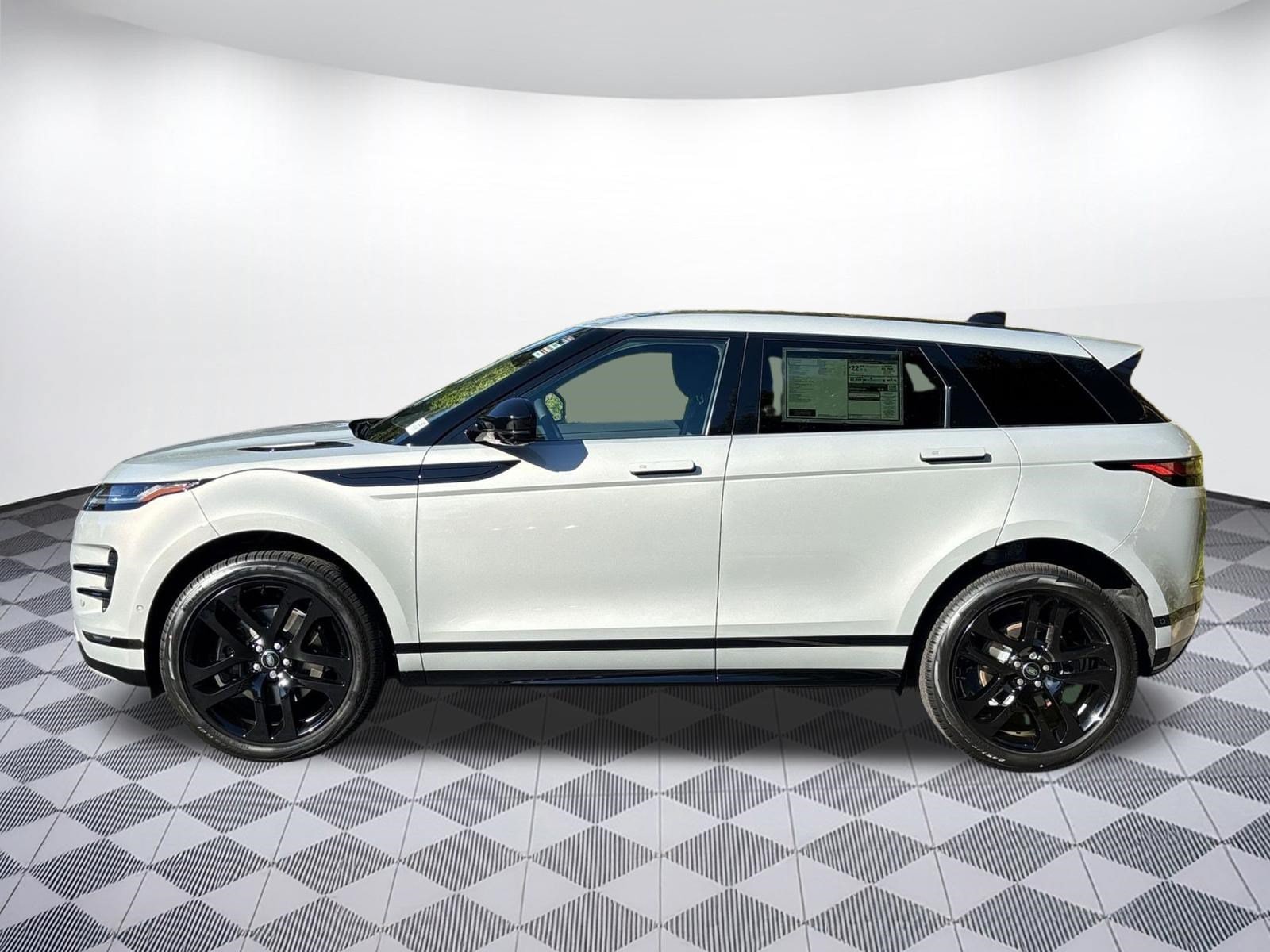2026 Land Rover Range Rover Evoque Dynamic SE - Photo 2