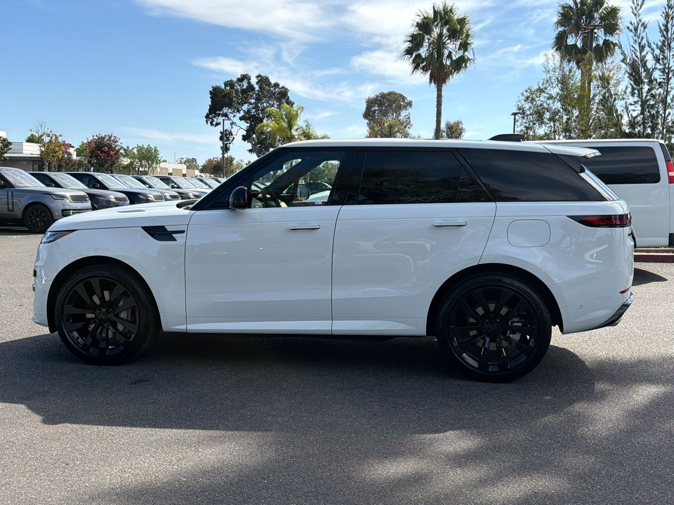 2026 Land Rover Range Rover Sport Dynamic SE Sport Utility