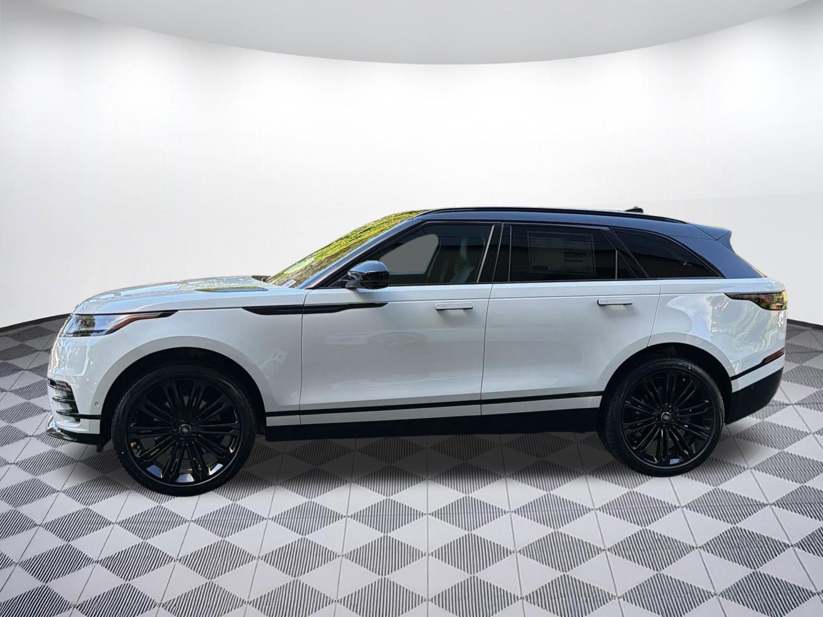 2026 Land Rover Range Rover Velar Dynamic SE Sport Utility