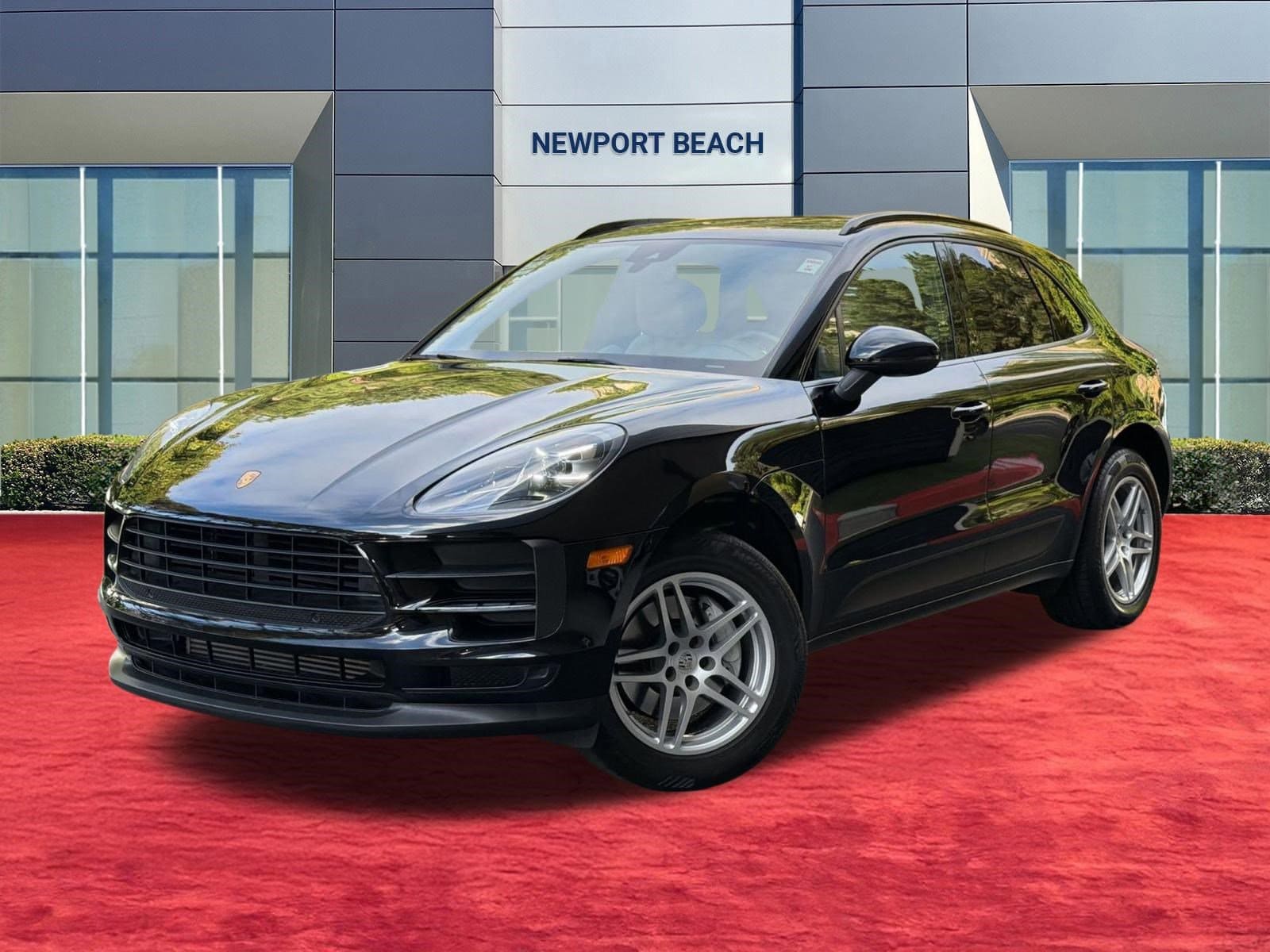 2020 Porsche Macan -'s photo