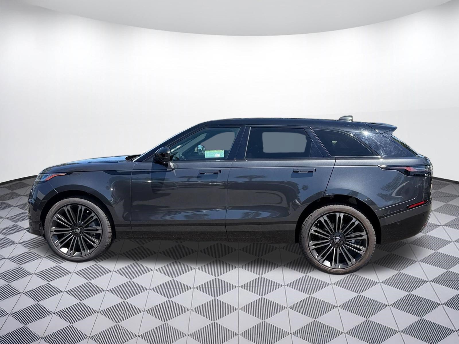 2026 Land Rover Range Rover Velar Dynamic SE Sport Utility