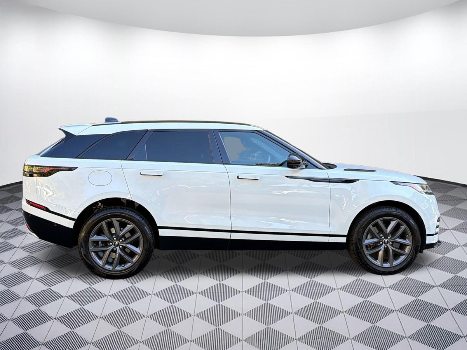 Range Rover Velar Dynamic SE SUV