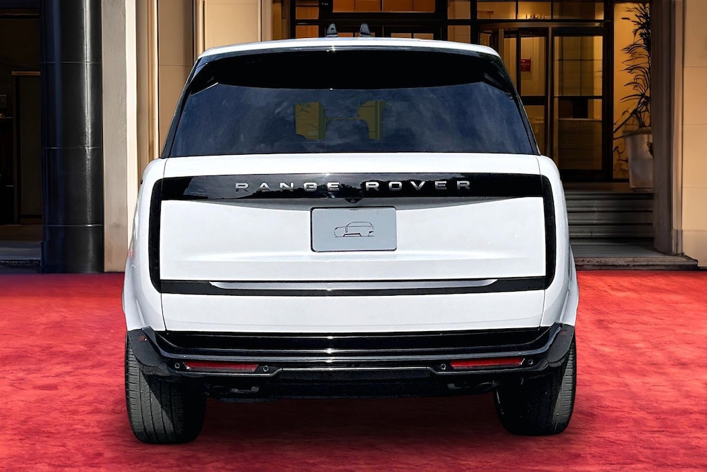 New 2026 Land Rover Range Rover P530 SE 7 Seat SUV