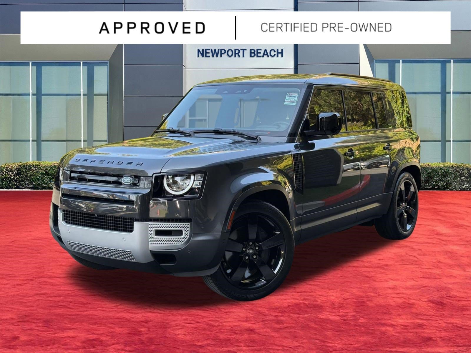 2023 Land Rover Defender S's photo