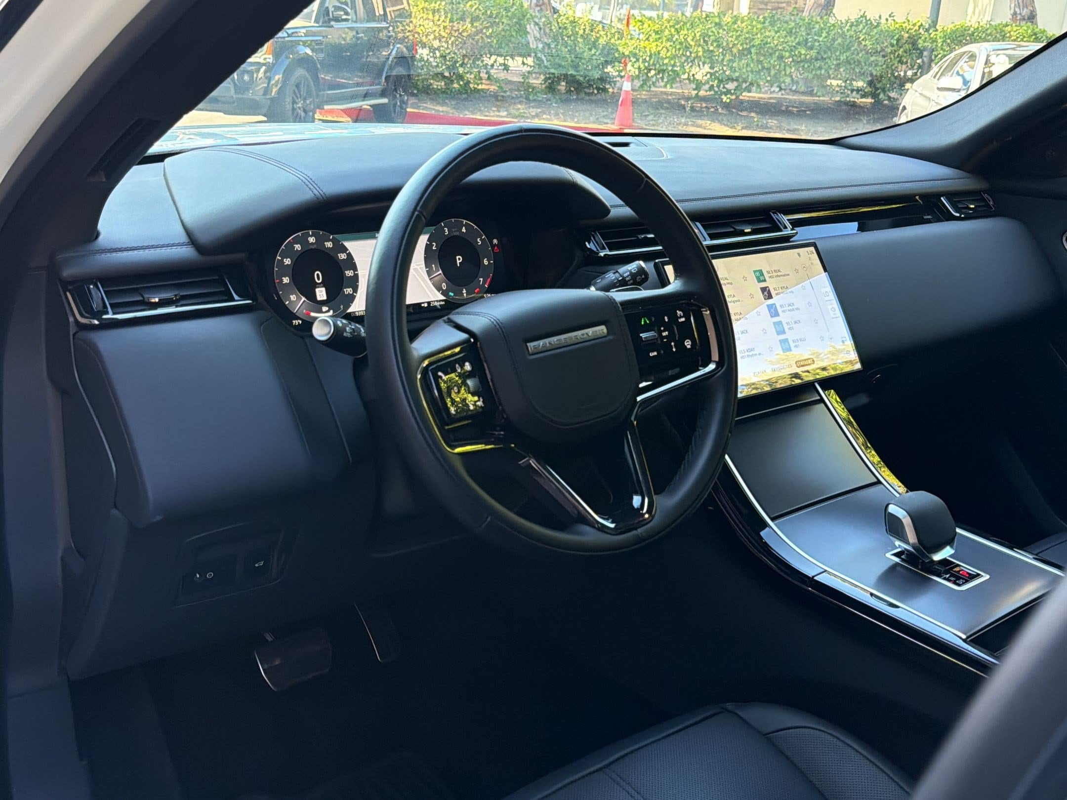 Range Rover Velar Dynamic SE SUV