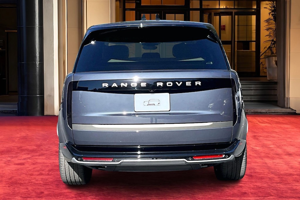 New 2026 Land Rover Range Rover P400 SE SUV