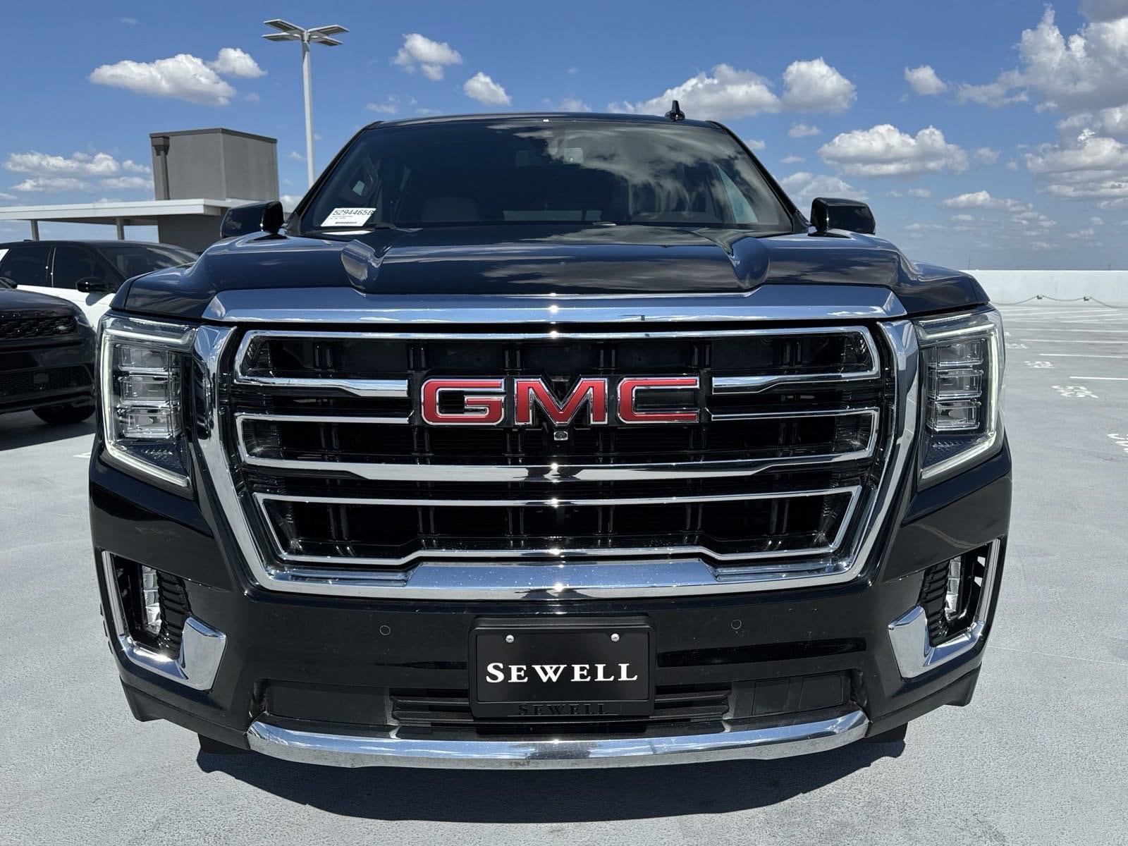 Used 2021 GMC Yukon XL SLT with VIN 1GKS2GKD2MR316792 for sale in Austin, TX