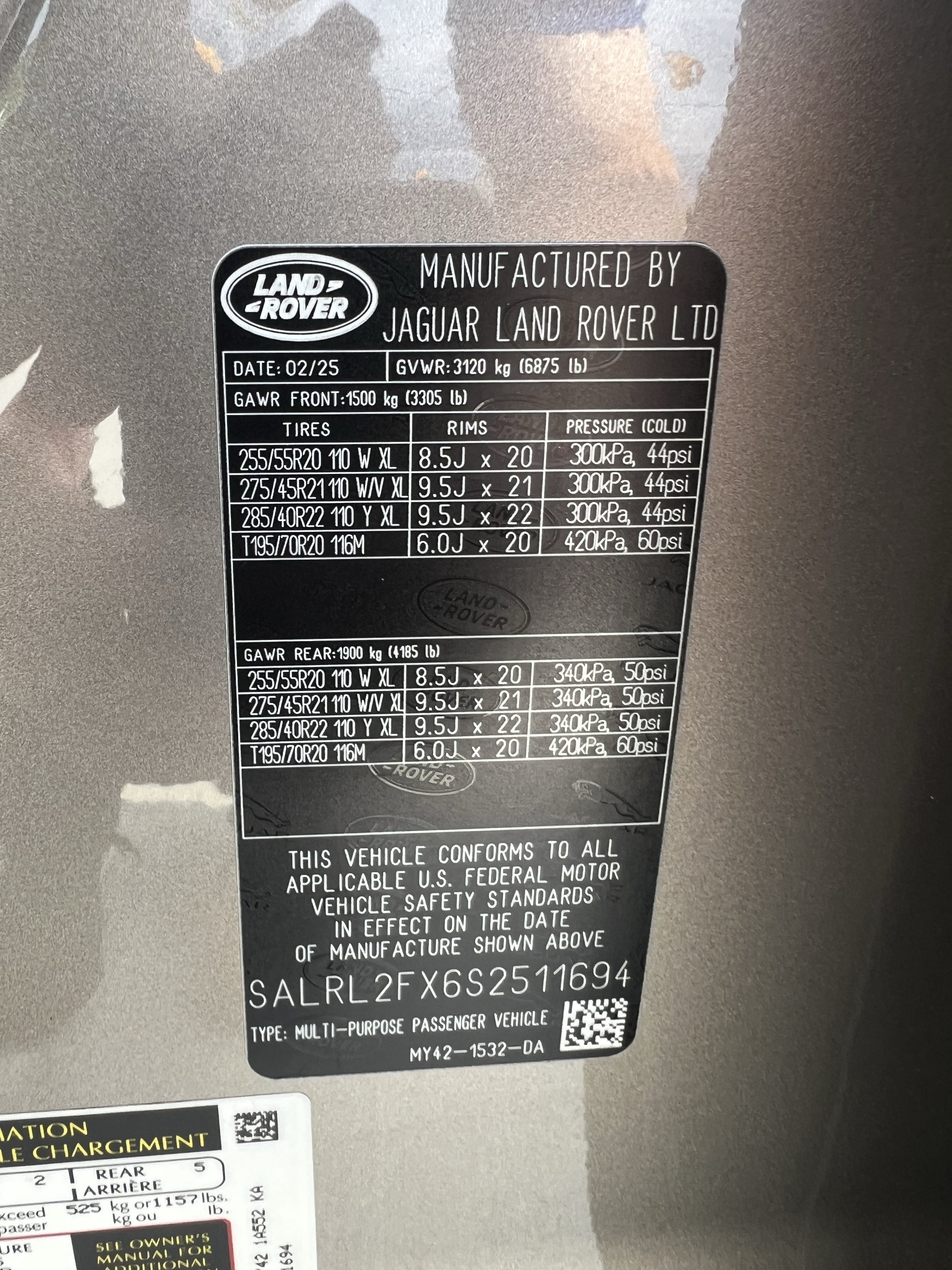 2025 Land Rover Discovery Dynamic SE - Photo 35