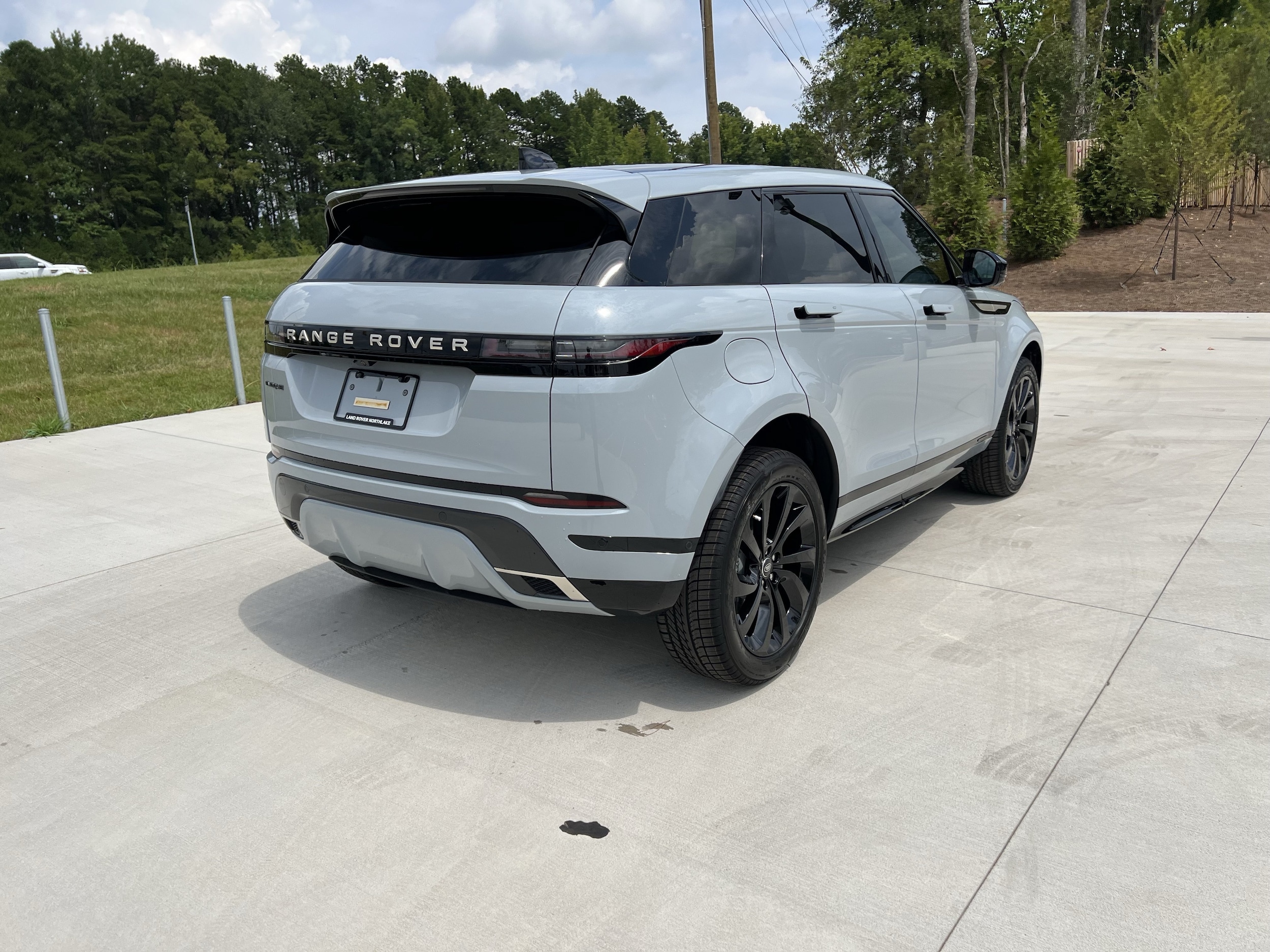 2026 Land Rover Range Rover Evoque Hoxton Edition