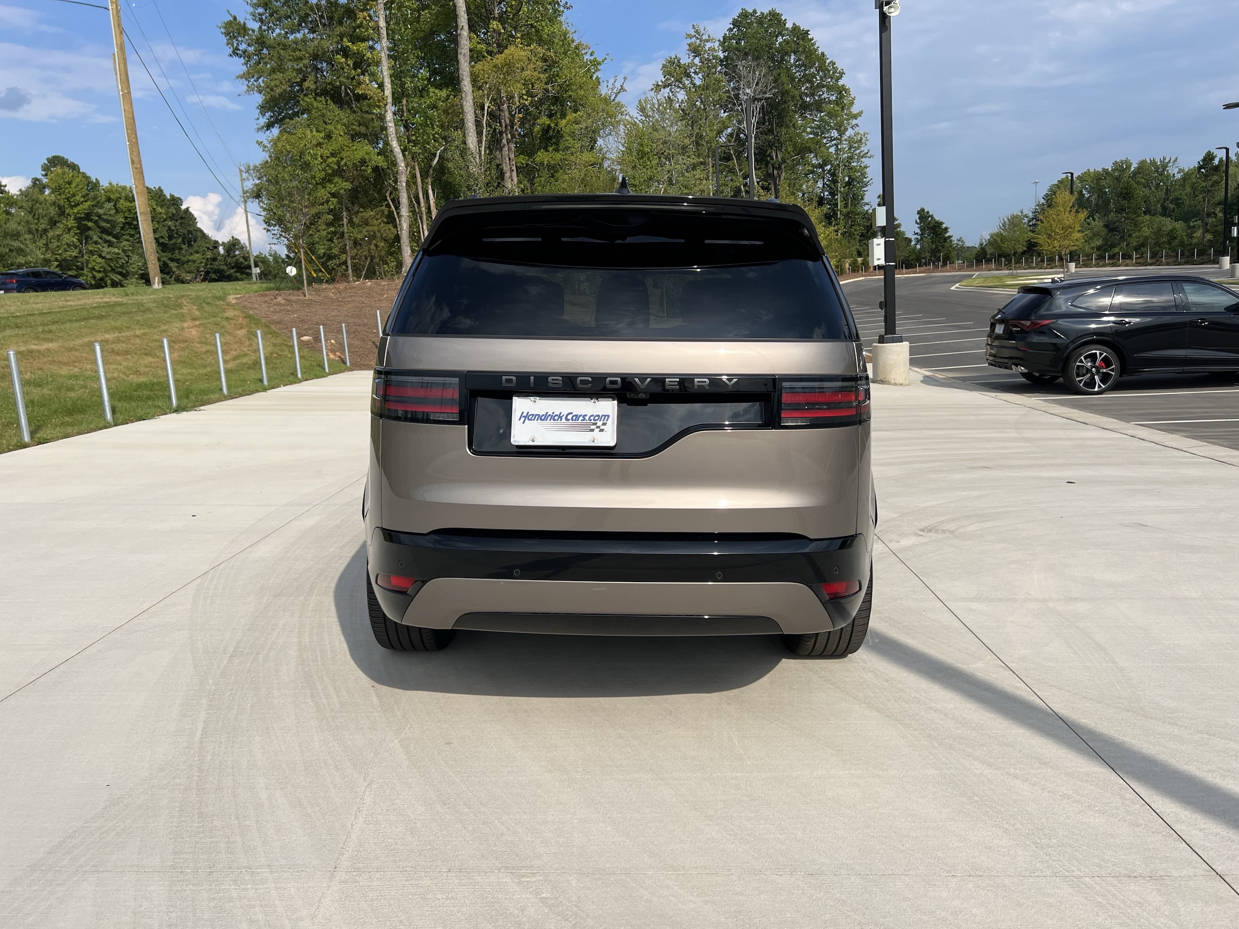 2025 Land Rover Discovery Dynamic SE - Photo 7