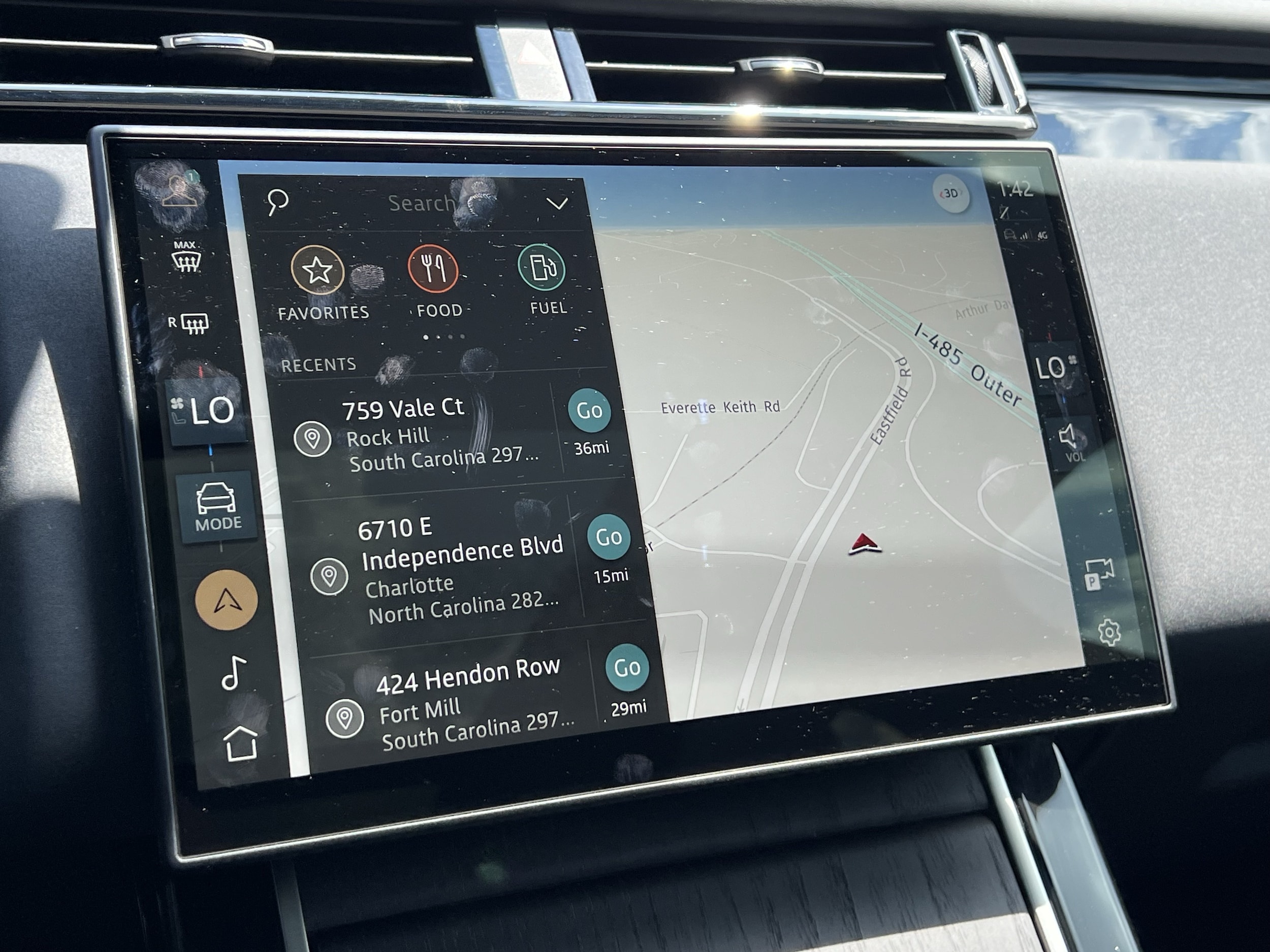 2026 Land Rover Range Rover Velar Dynamic SE - Photo 23