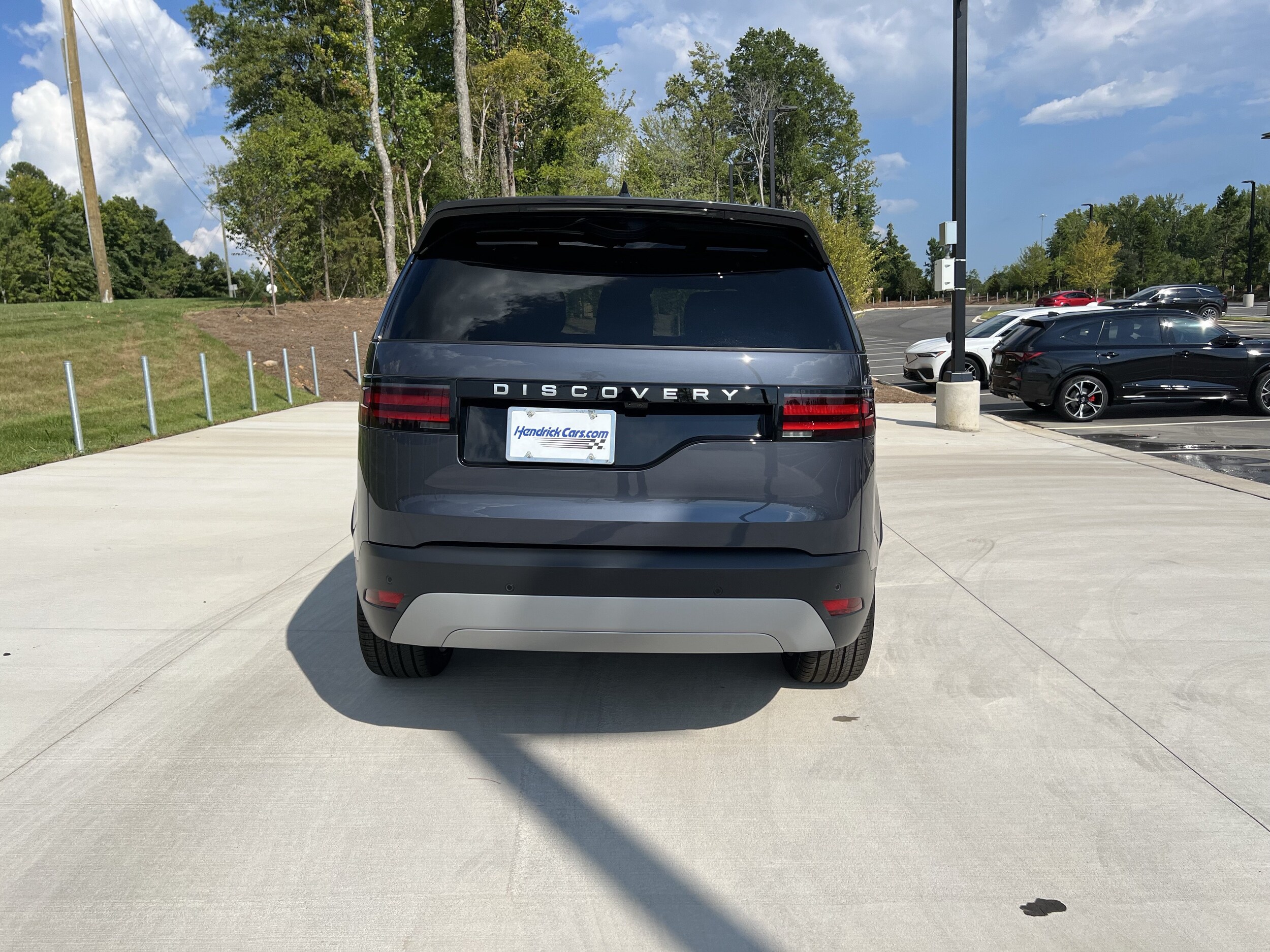 2026 Land Rover Discovery S