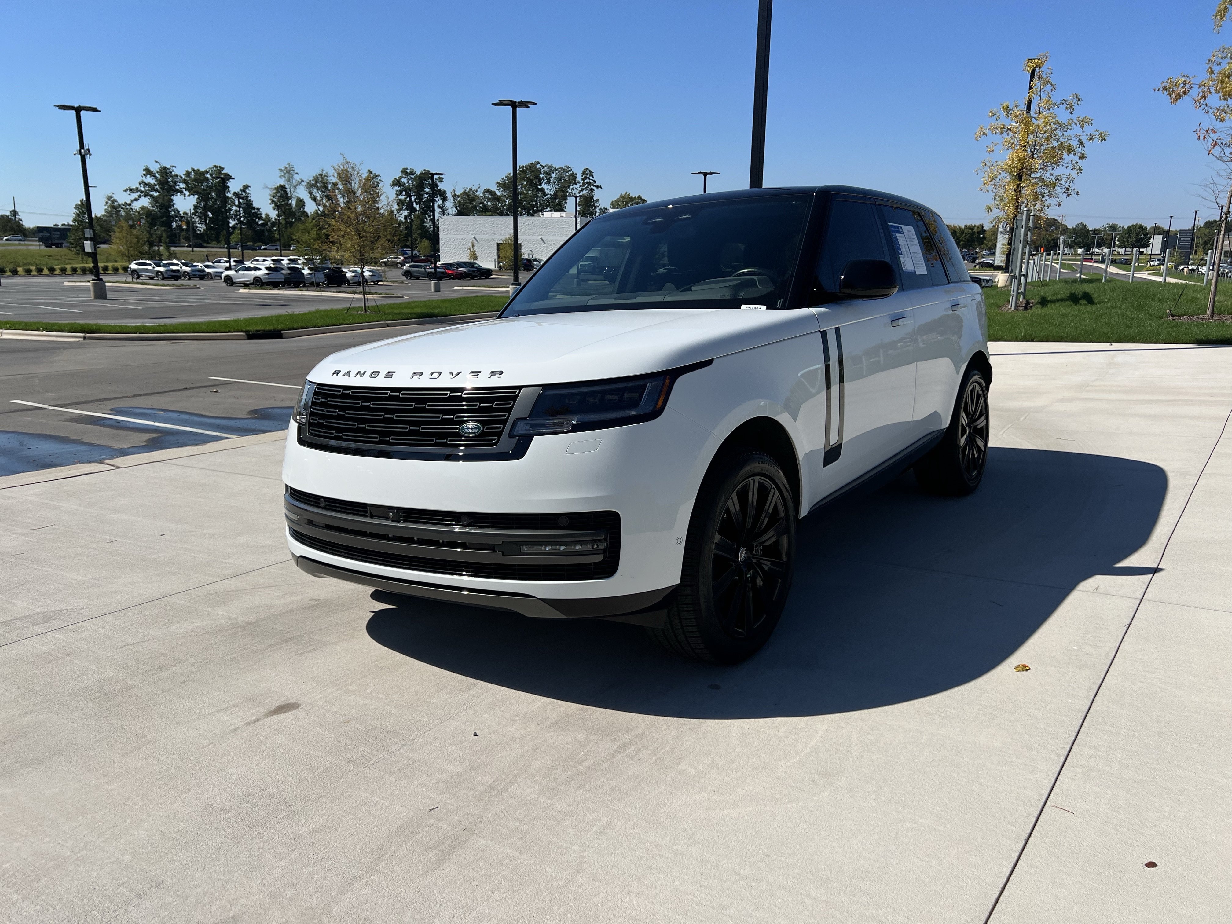 Certified 2025 Land Rover Range Rover P550e SE SUV