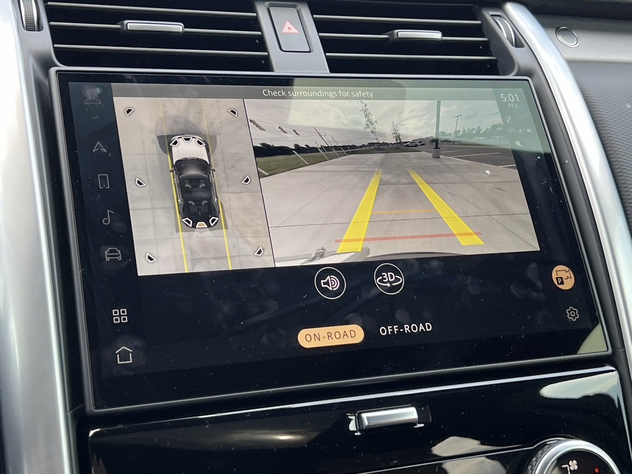 2025 Land Rover Discovery Dynamic SE - Photo 24