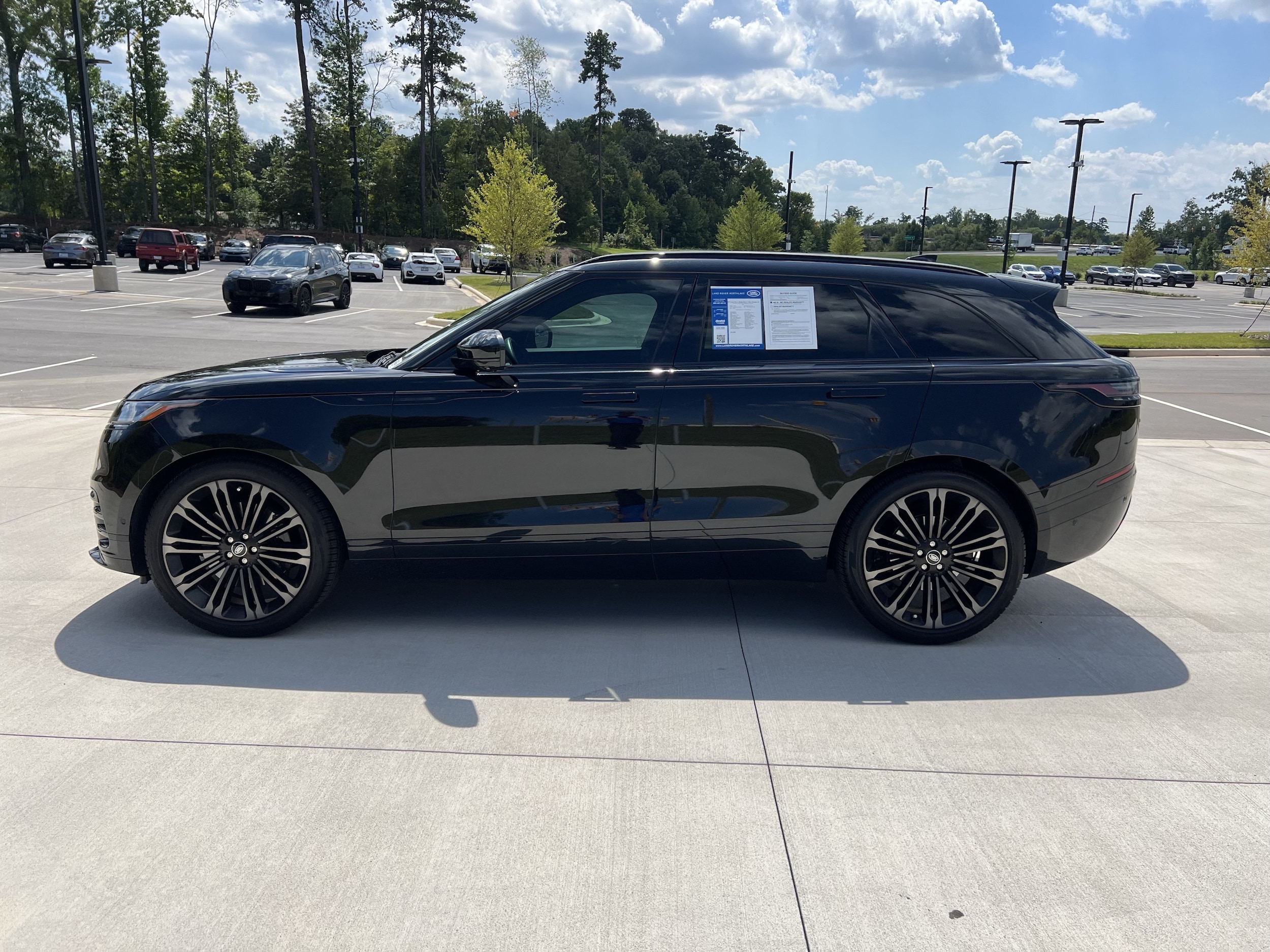 2026 Land Rover Range Rover Velar Dynamic SE - Photo 5