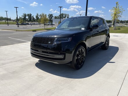2026 Land Rover Range Rover SE SUV