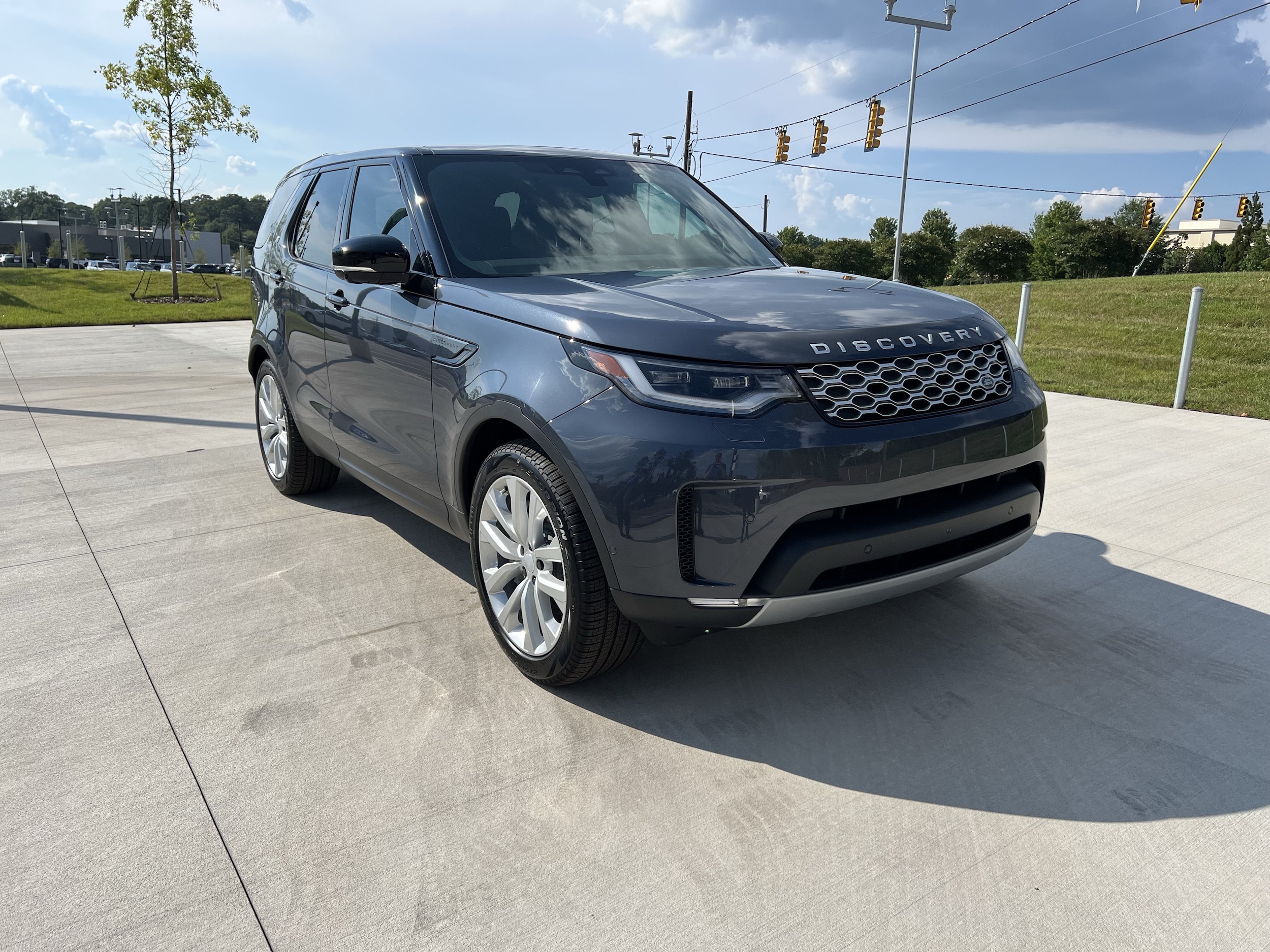2026 Land Rover Discovery S