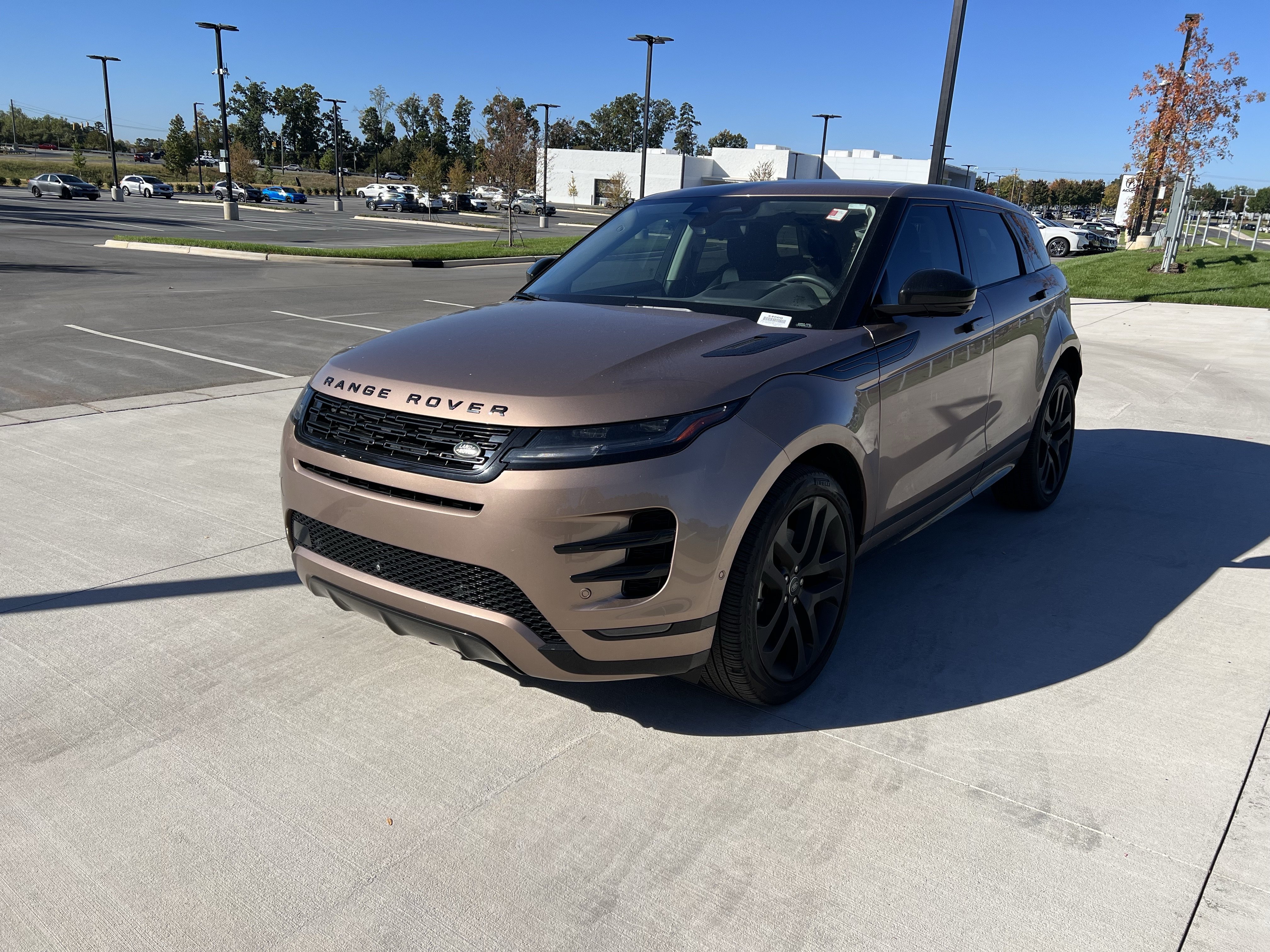 Used 2024 Land Rover Range Rover Evoque Dynamic SE SUV