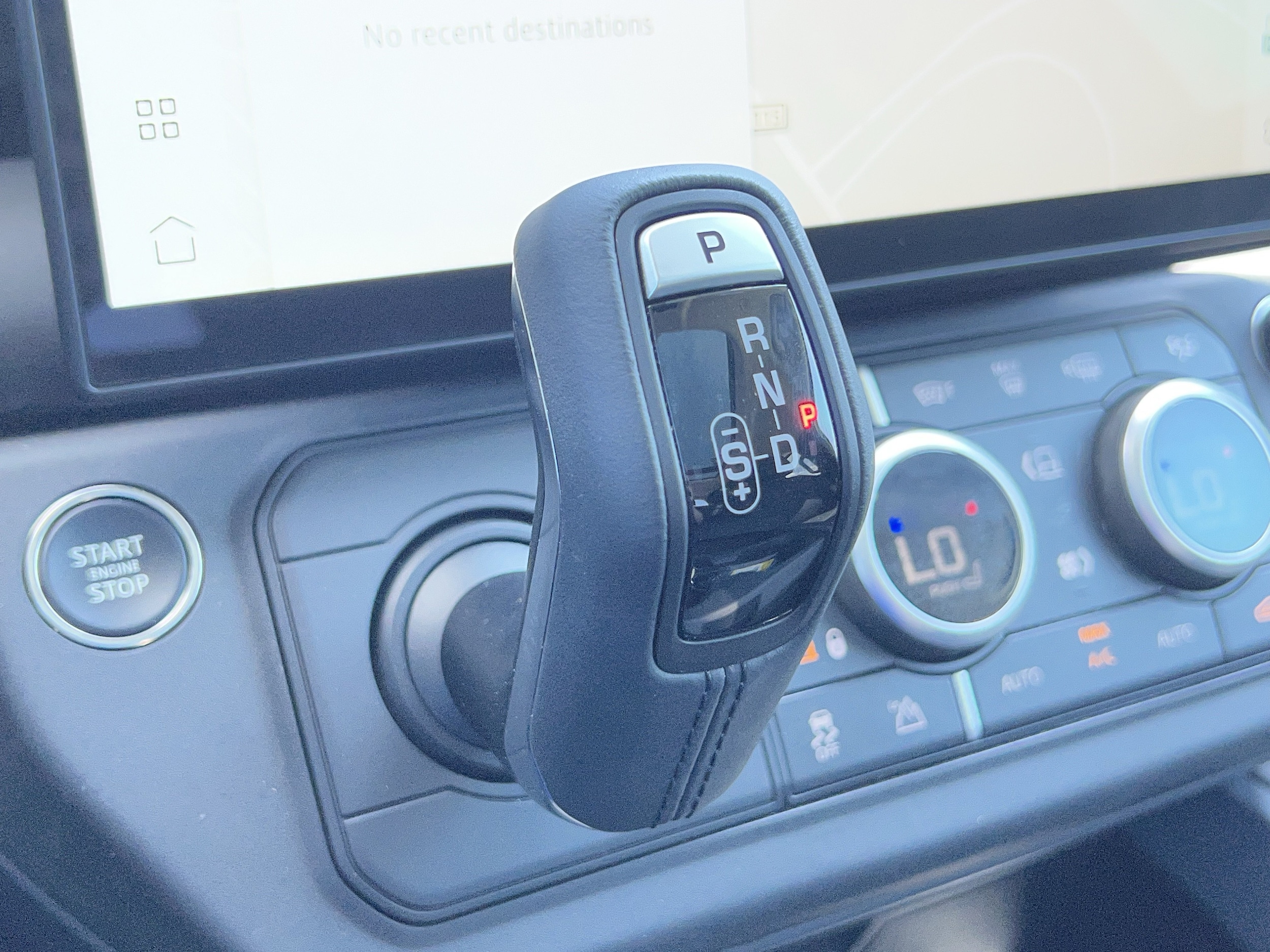 2026 Land Rover Defender S - Photo 25