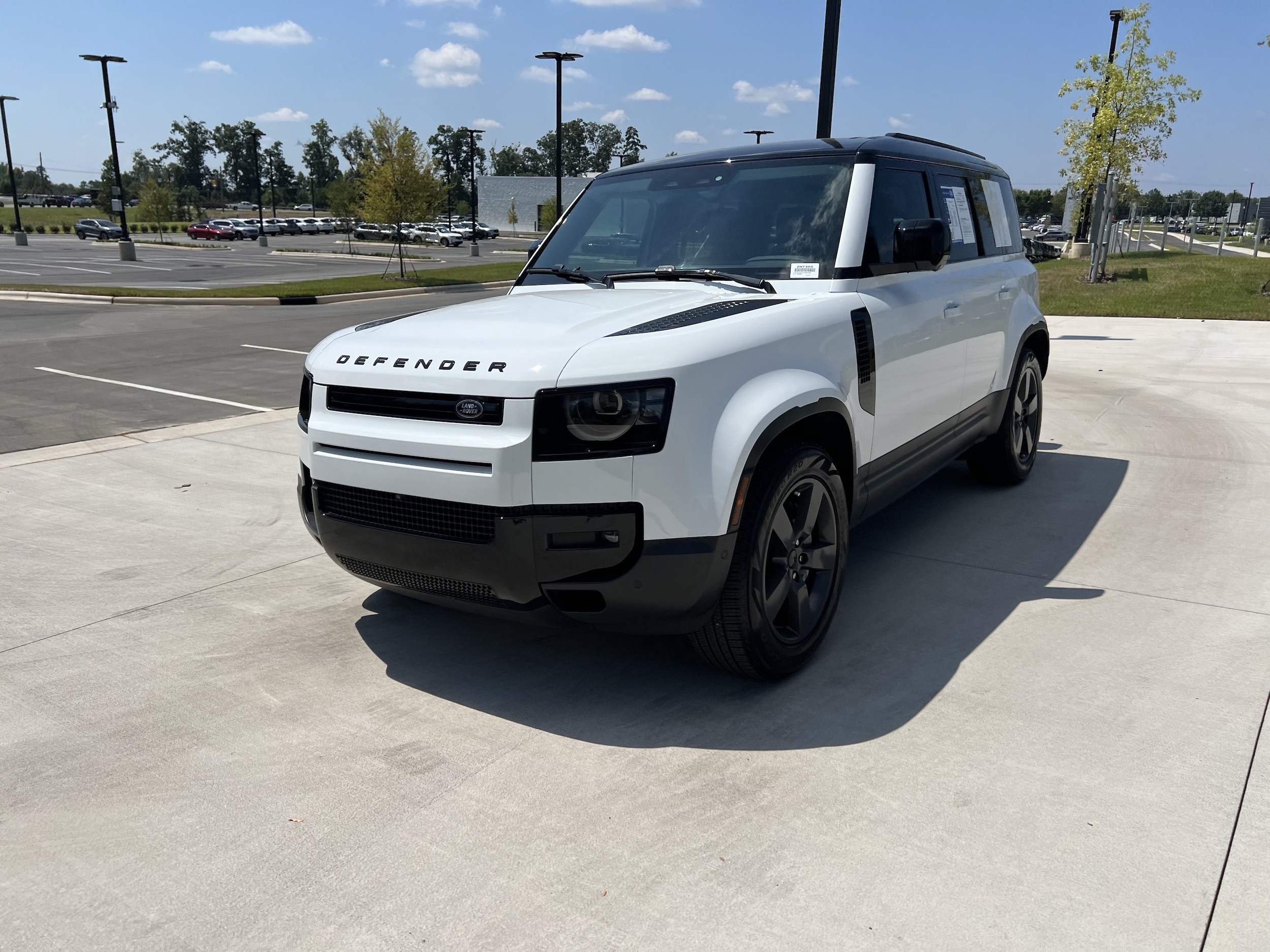 2026 Land Rover Defender S - Photo 4