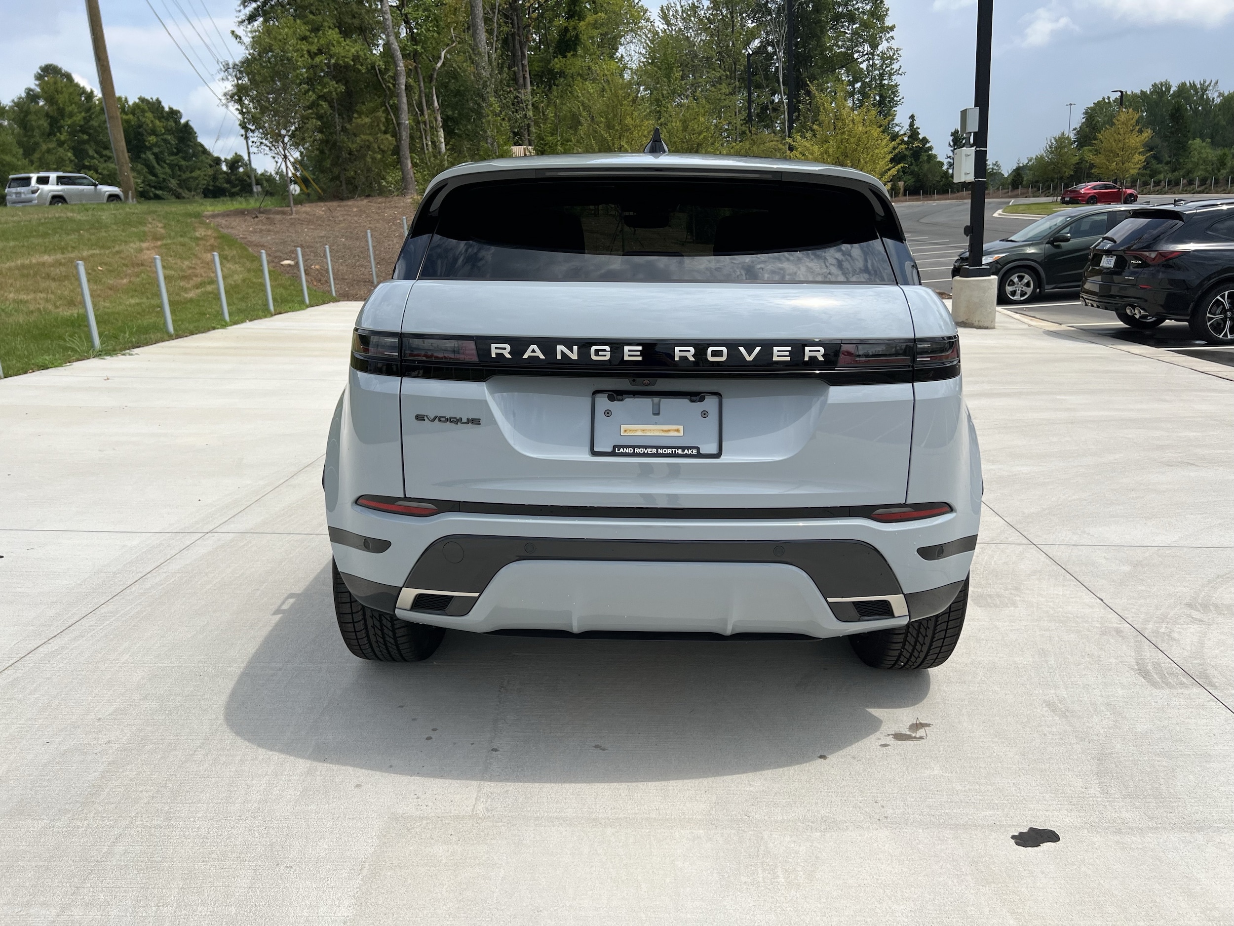 2026 Land Rover Range Rover Evoque Hoxton Edition