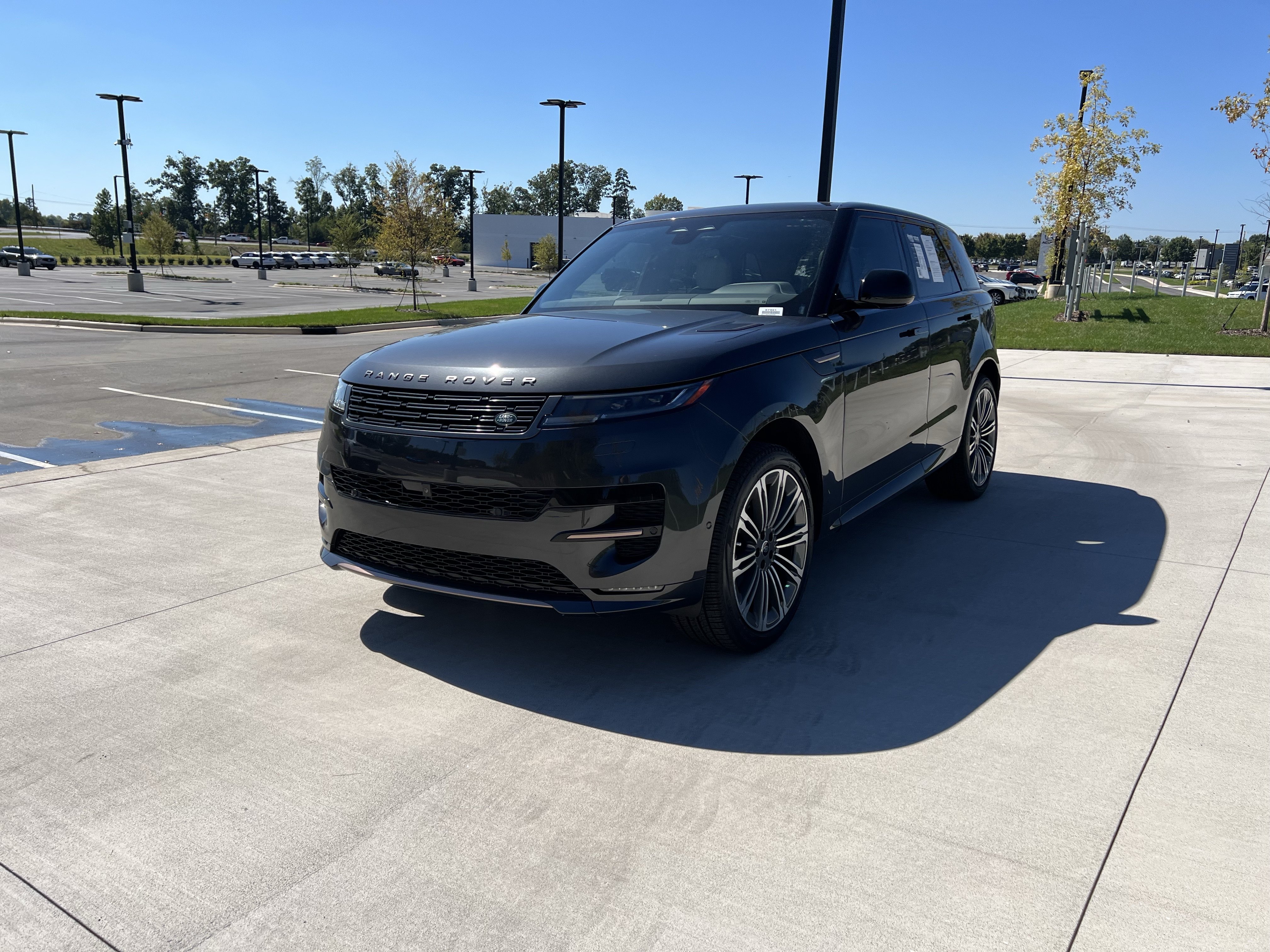 Certified 2025 Land Rover Range Rover Sport P400 Dynamic SE SUV