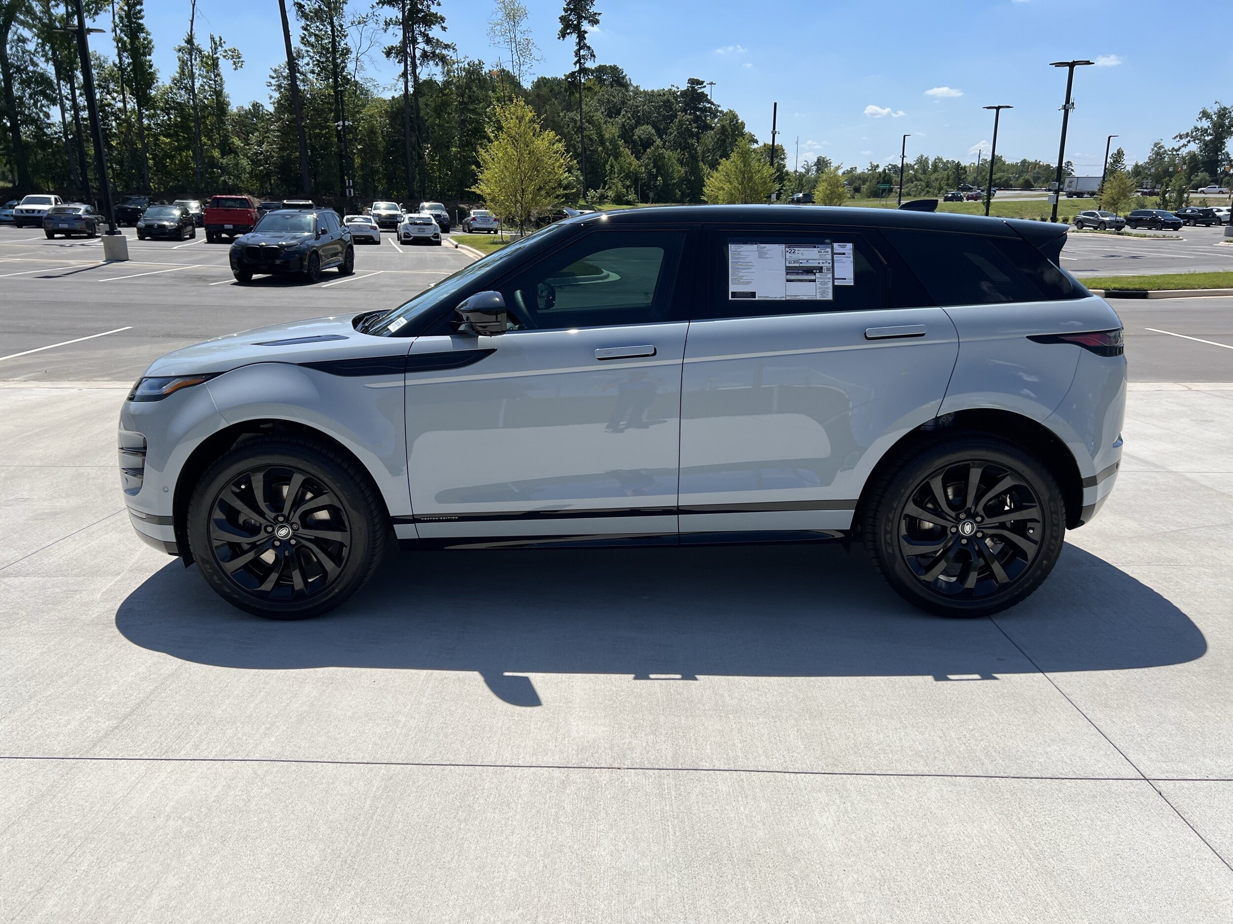 2026 Land Rover Range Rover Evoque Hoxton Edition