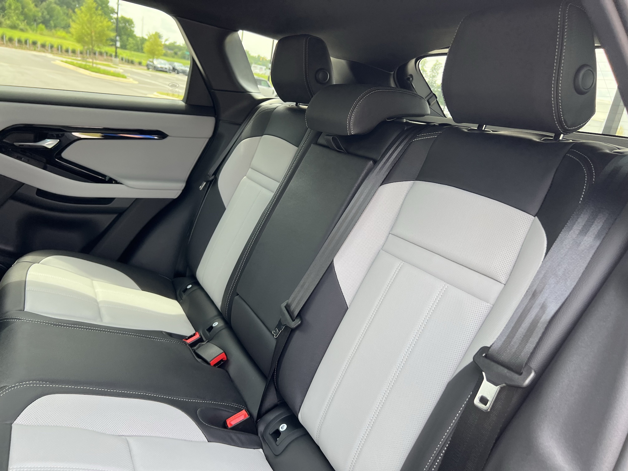 2026 Land Rover Range Rover Evoque Hoxton Edition