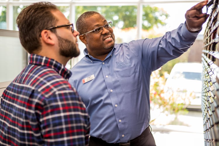 hendrick-land-rover-northlake-customer-service.png