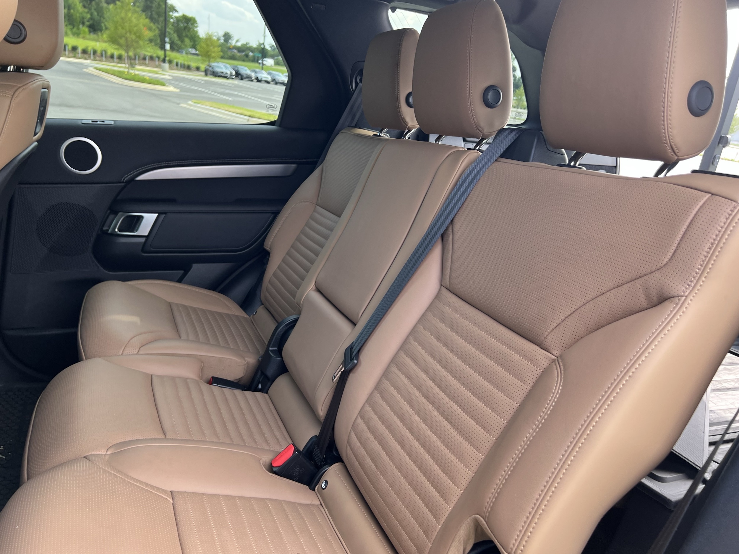 2025 Land Rover Discovery Dynamic SE - Photo 30