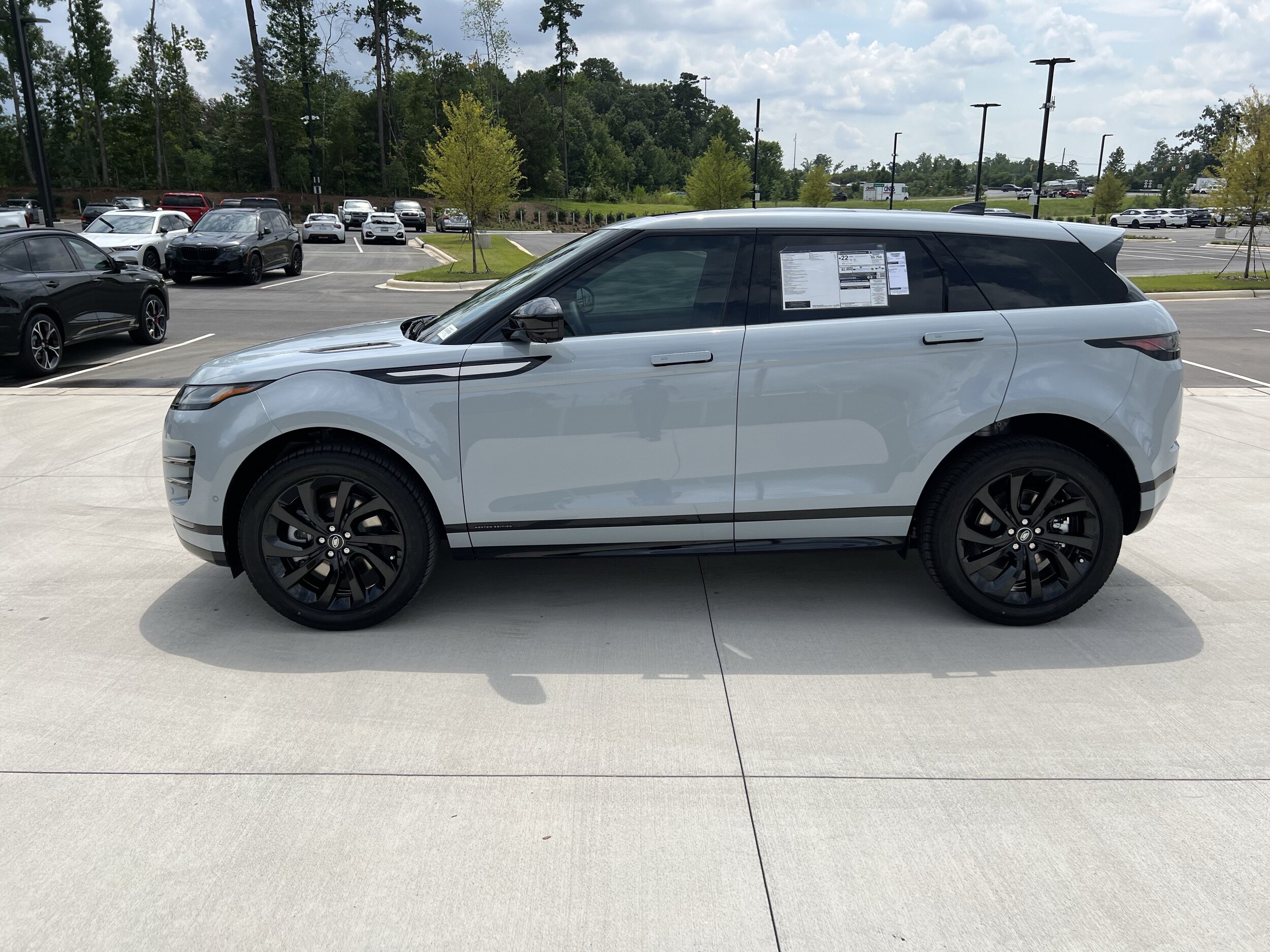 2026 Land Rover Range Rover Evoque Hoxton Edition