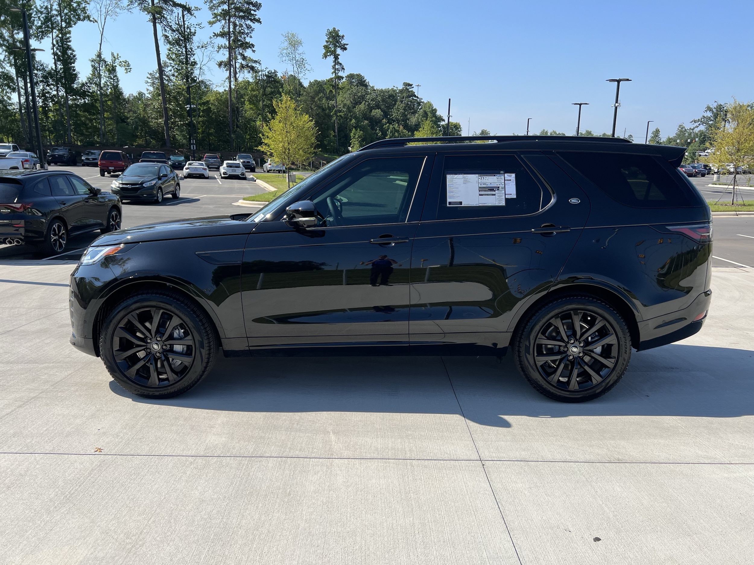 2026 Land Rover Discovery Dynamic SE