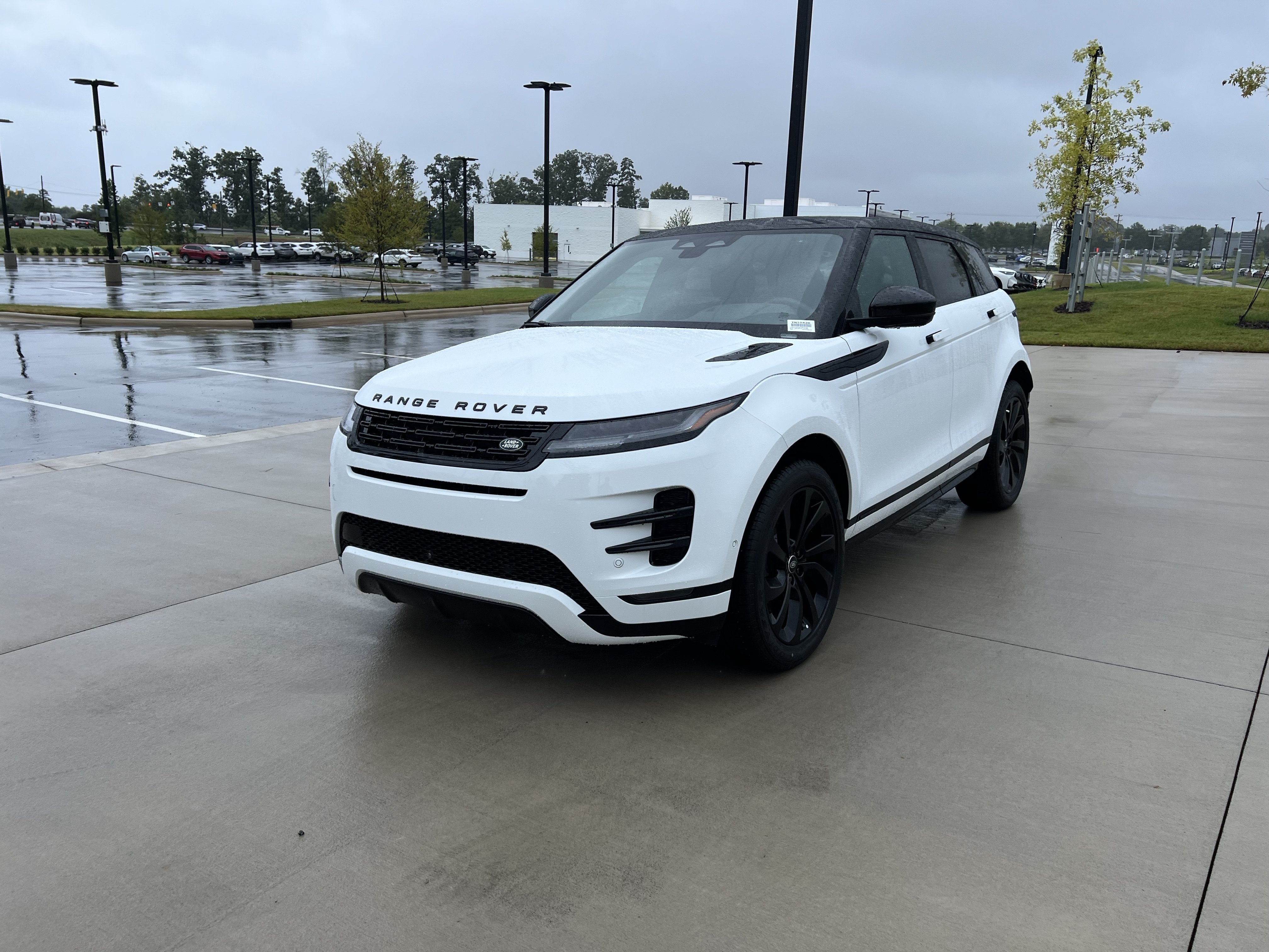 2026 Land Rover Range Rover Evoque Hoxton Edition SUV