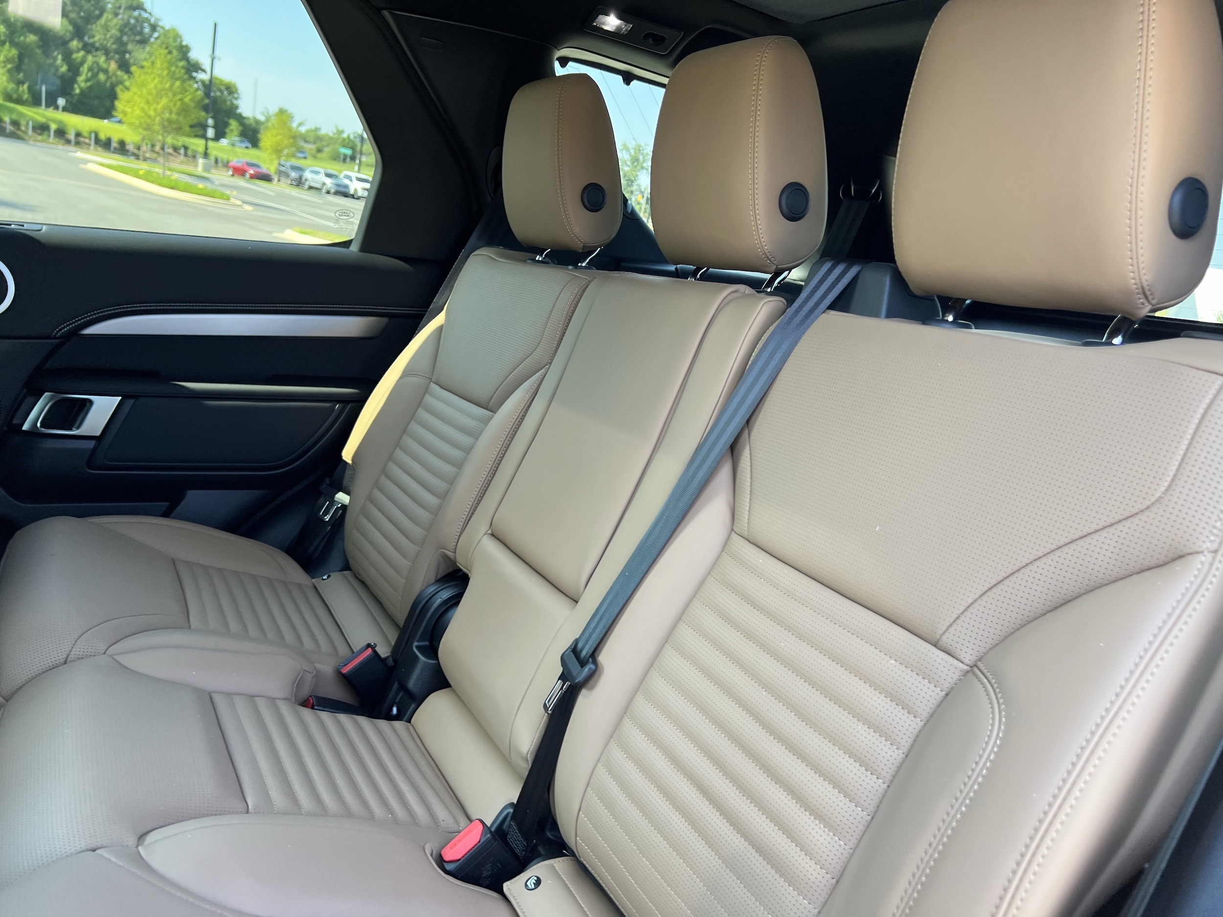 2026 Land Rover Discovery Dynamic SE