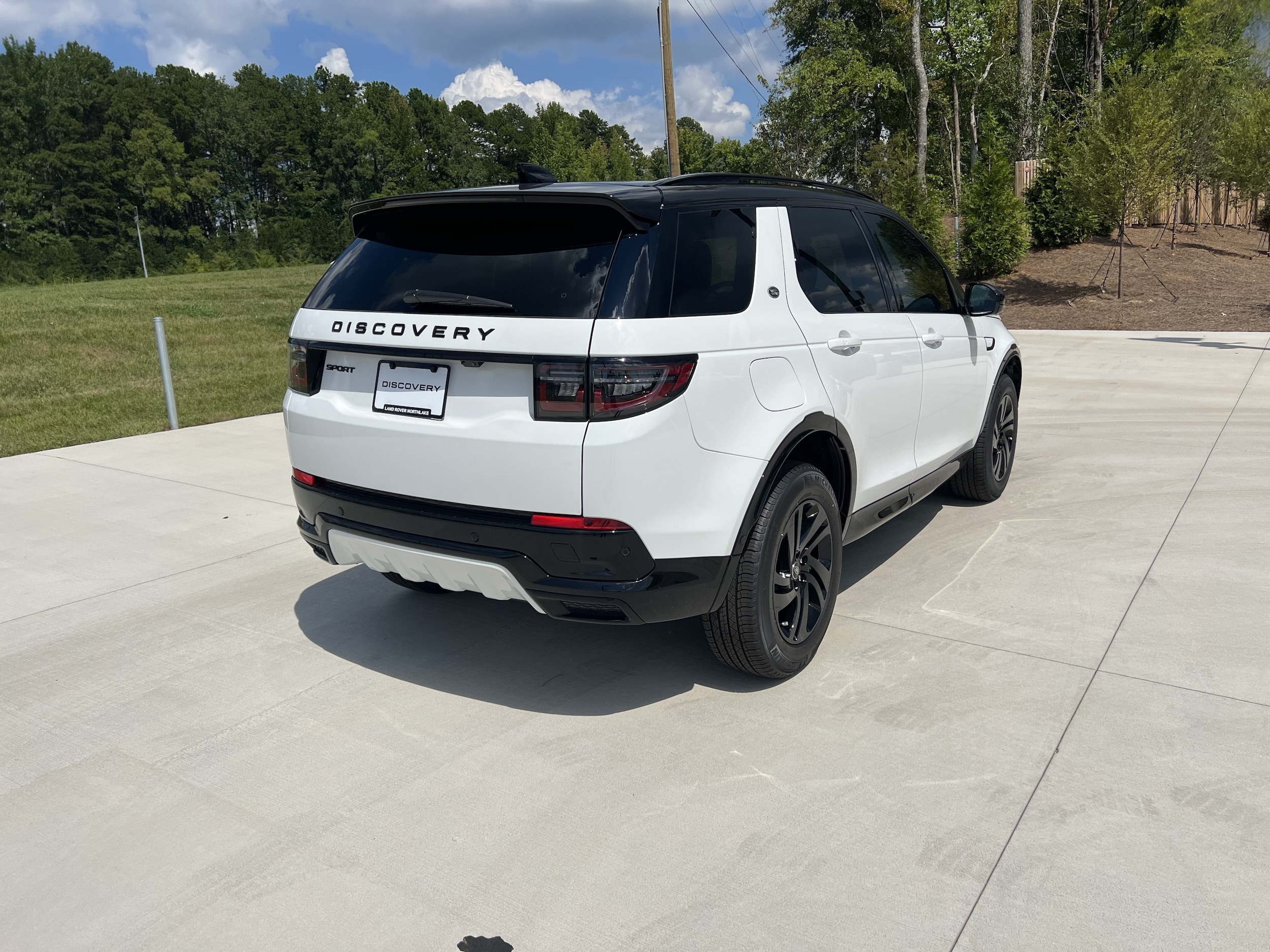2026 Land Rover Discovery Sport Landmark