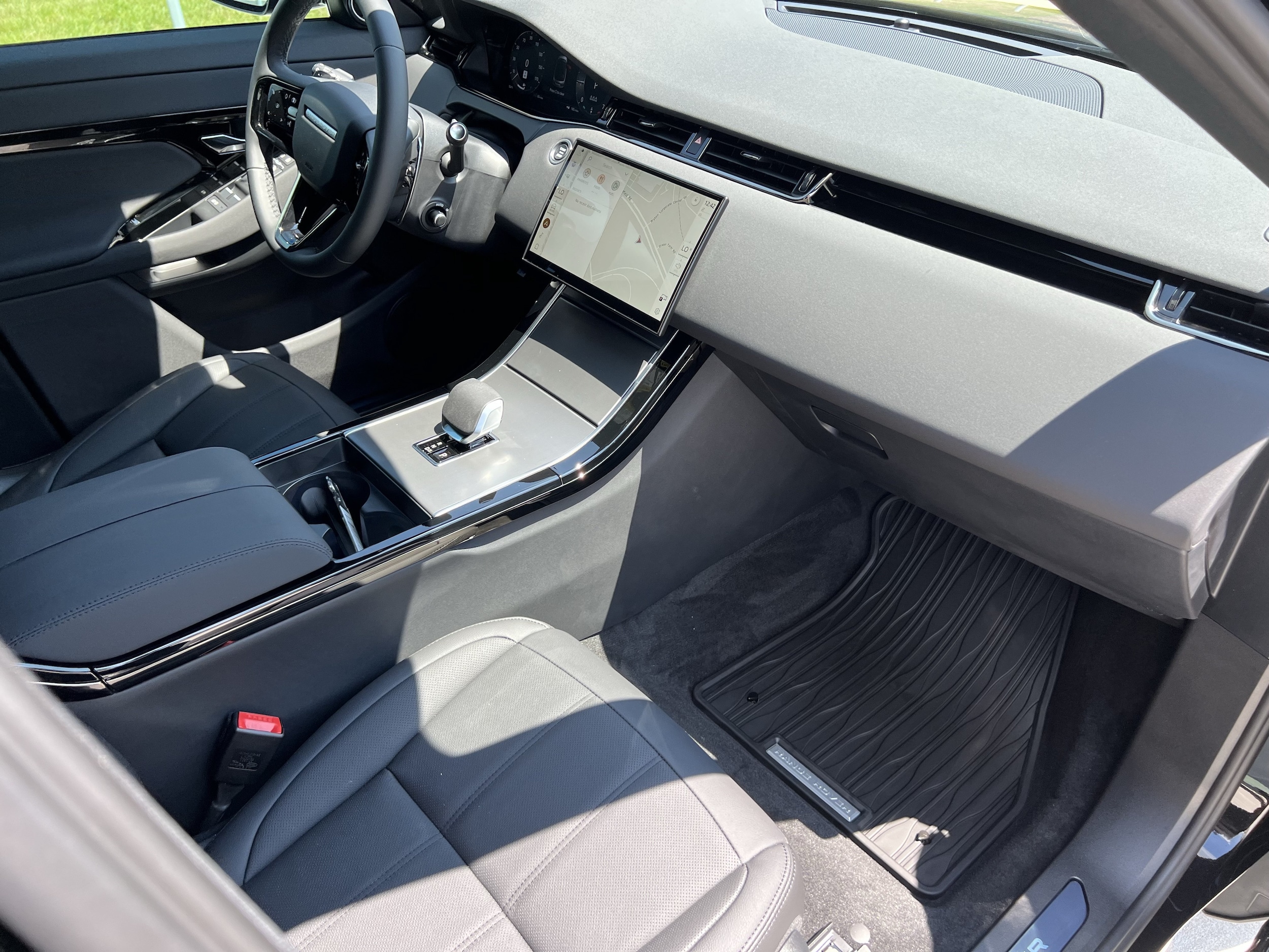 2026 Land Rover Range Rover Evoque Core S