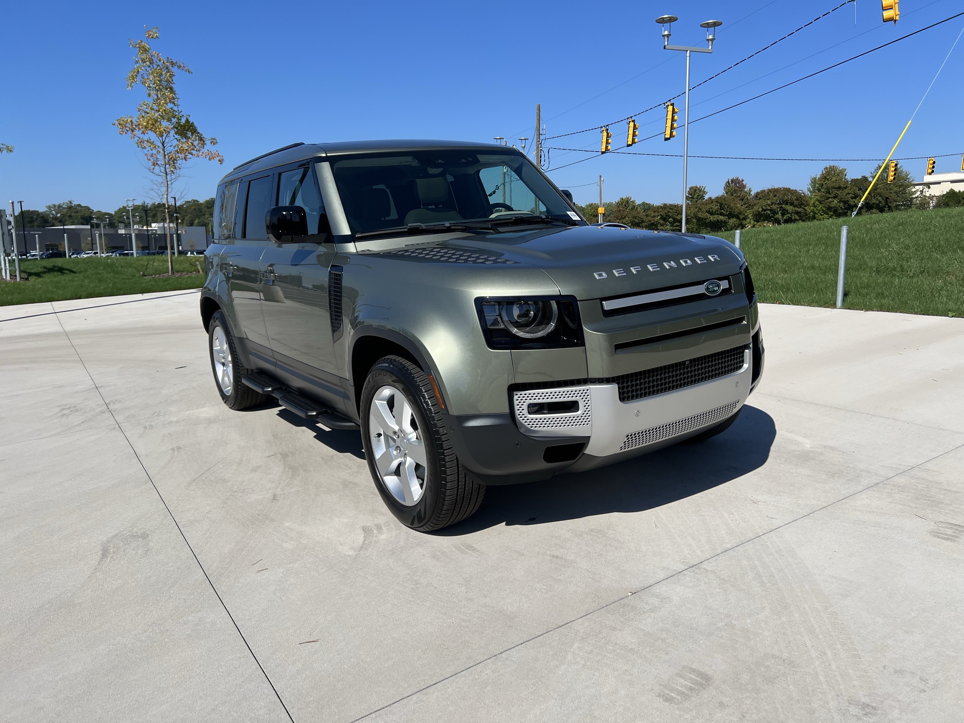  Land Rover Defender 110