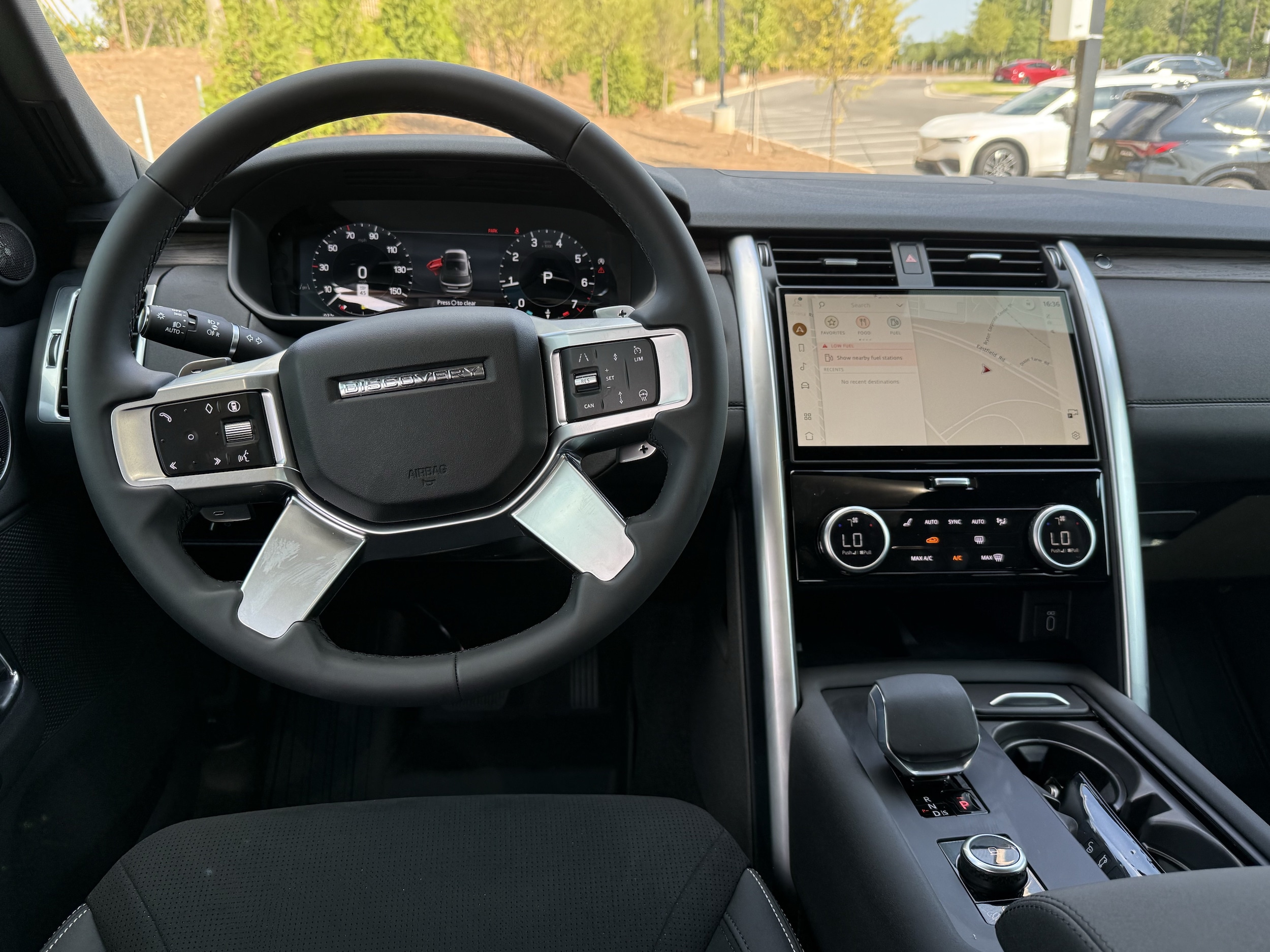 2026 Land Rover Discovery S