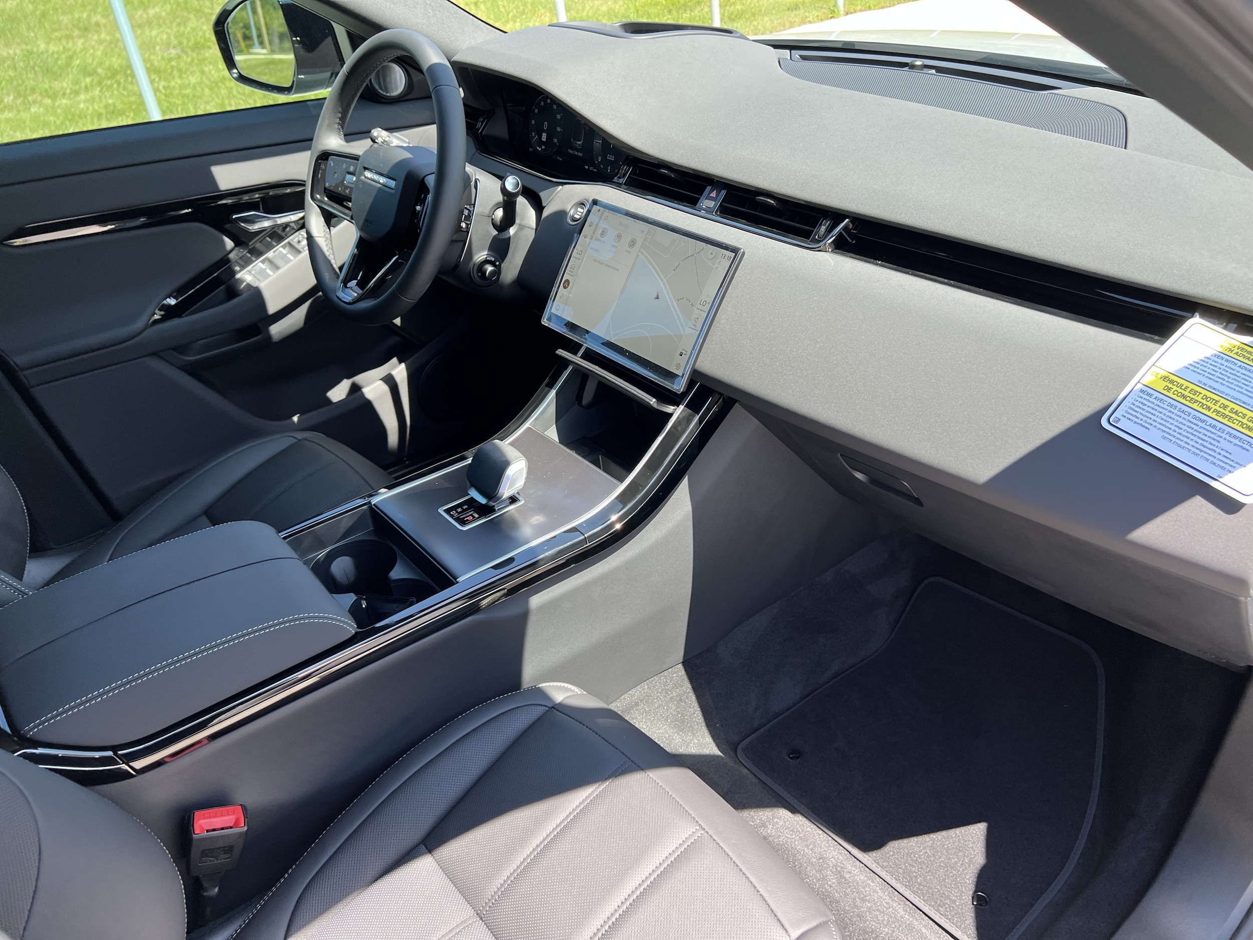 2026 Land Rover Range Rover Evoque Hoxton Edition