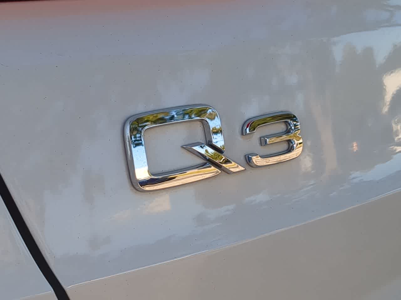 Thumbnail: 2022 Audi Q3 - 12