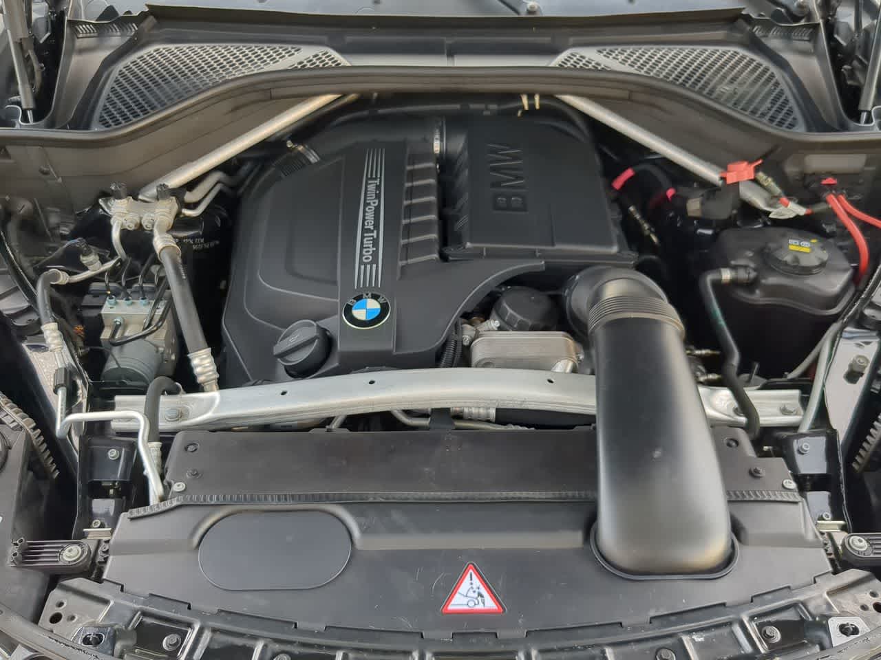 Thumbnail: 2016 BMW X6 - 15