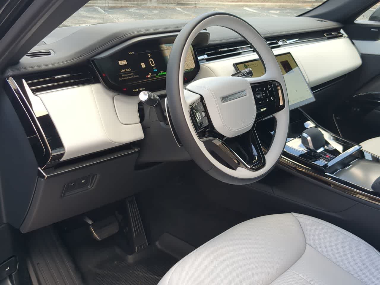 Thumbnail: 2026 Land Rover Range Rover Sport - 10