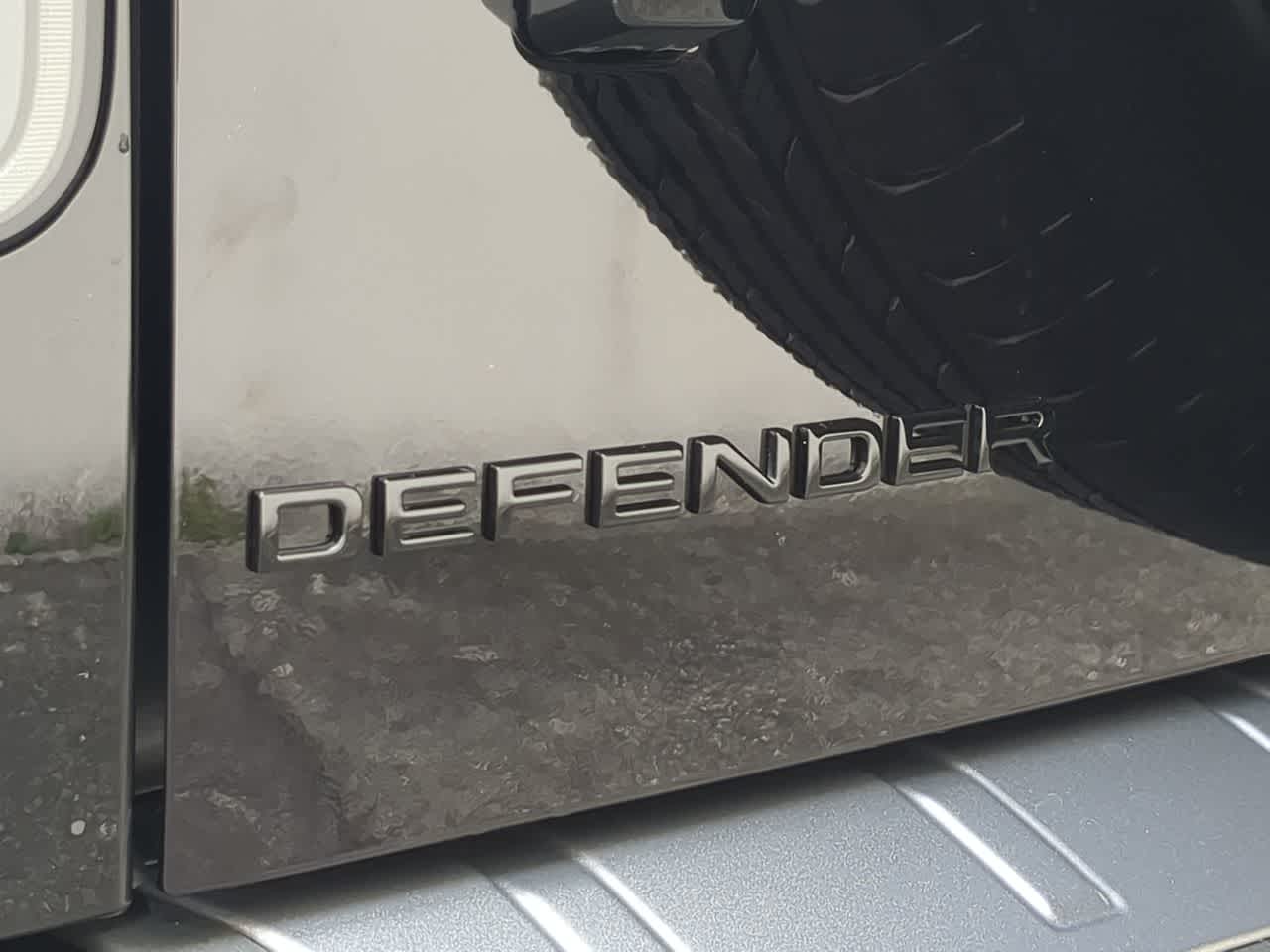 Thumbnail: 2026 Land Rover Defender - 13