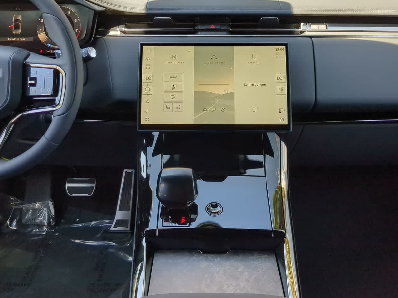 Thumbnail: 2025 Land Rover Range Rover Sport - 29