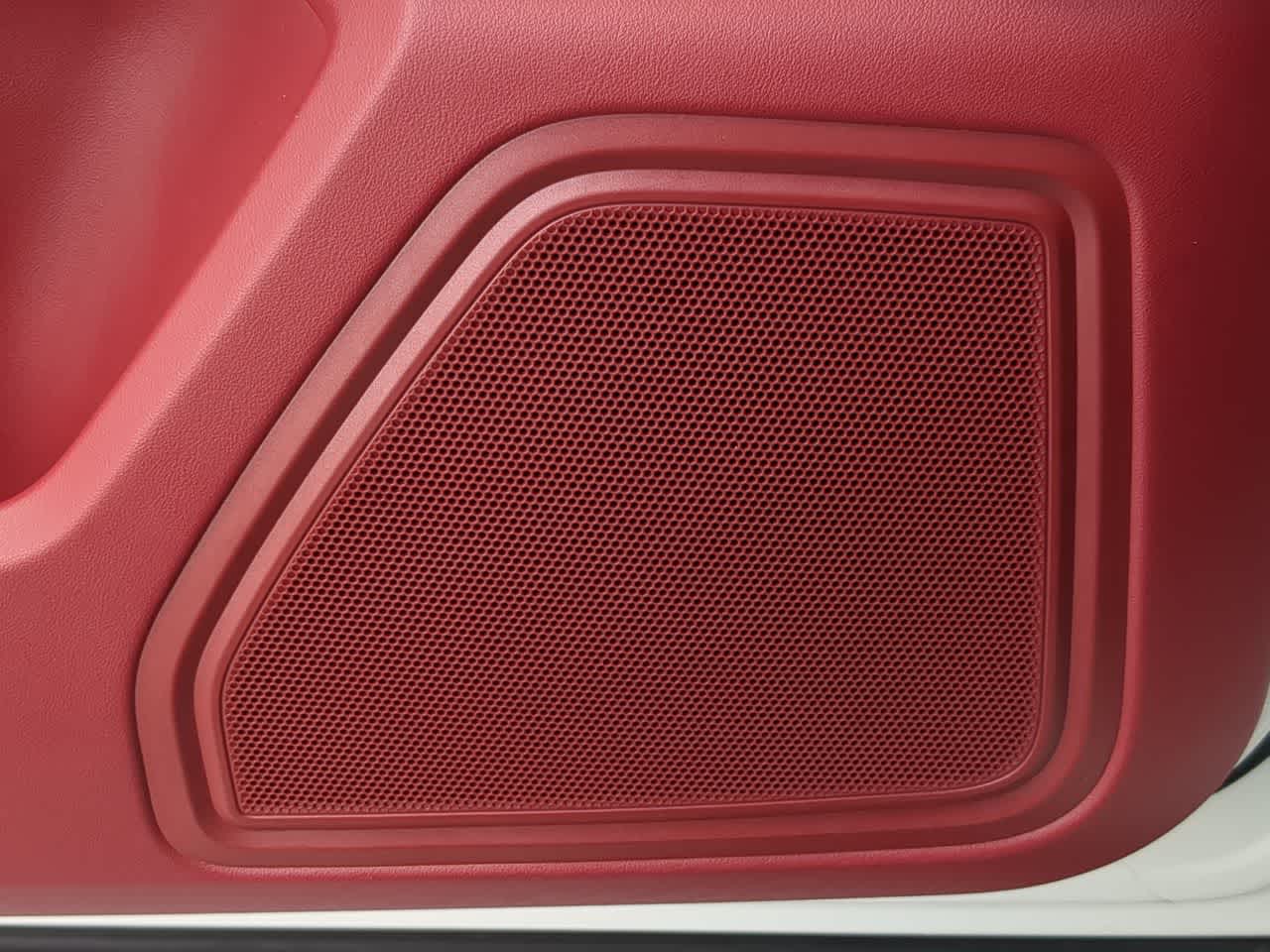 Thumbnail: 2024 Porsche Macan - 33