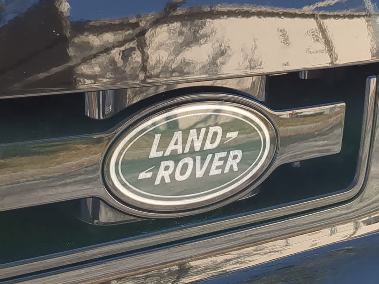 Thumbnail: 2025 Land Rover Defender - 12