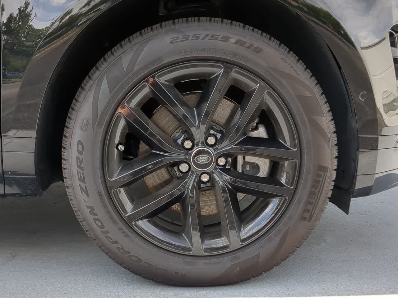 Thumbnail: 2025 Land Rover Range Rover Evoque - 13